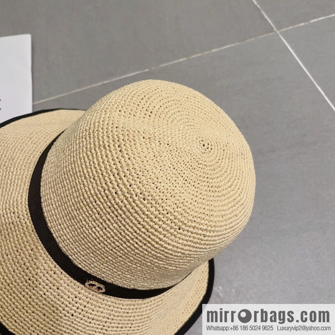 Dior Dior's new Lafite straw hat in summer