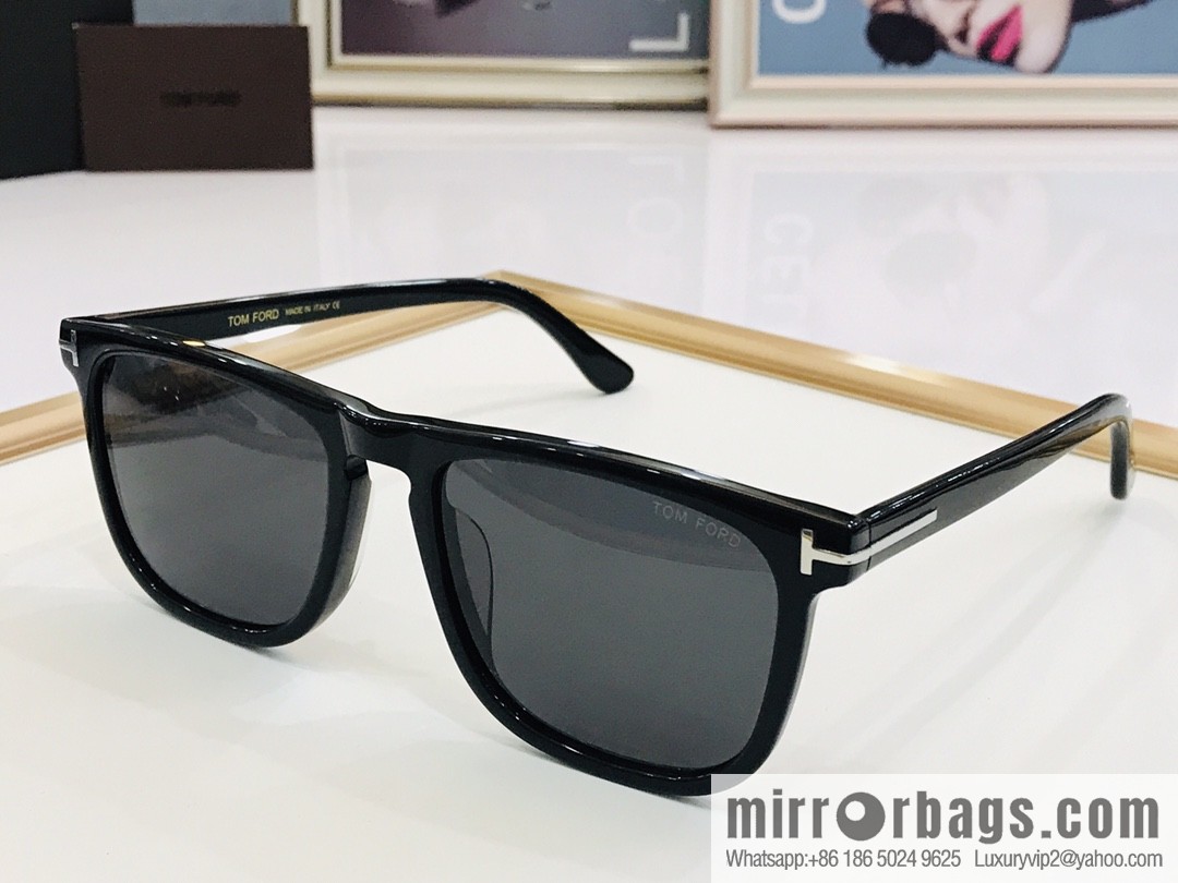 TOM FORD Tom Ford Plate Frame Unisex Sunglasses