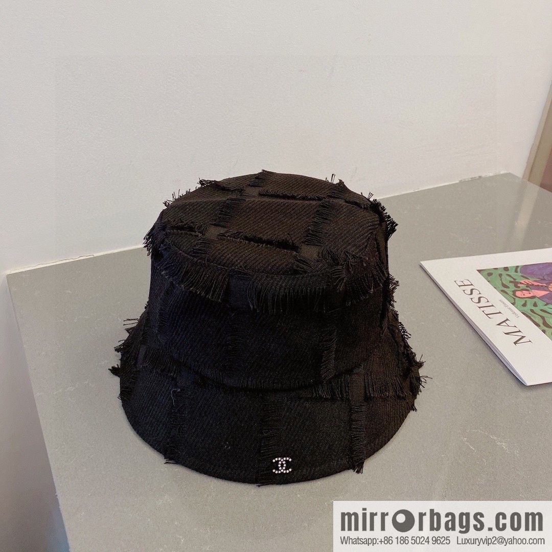 Chanel bucket hat