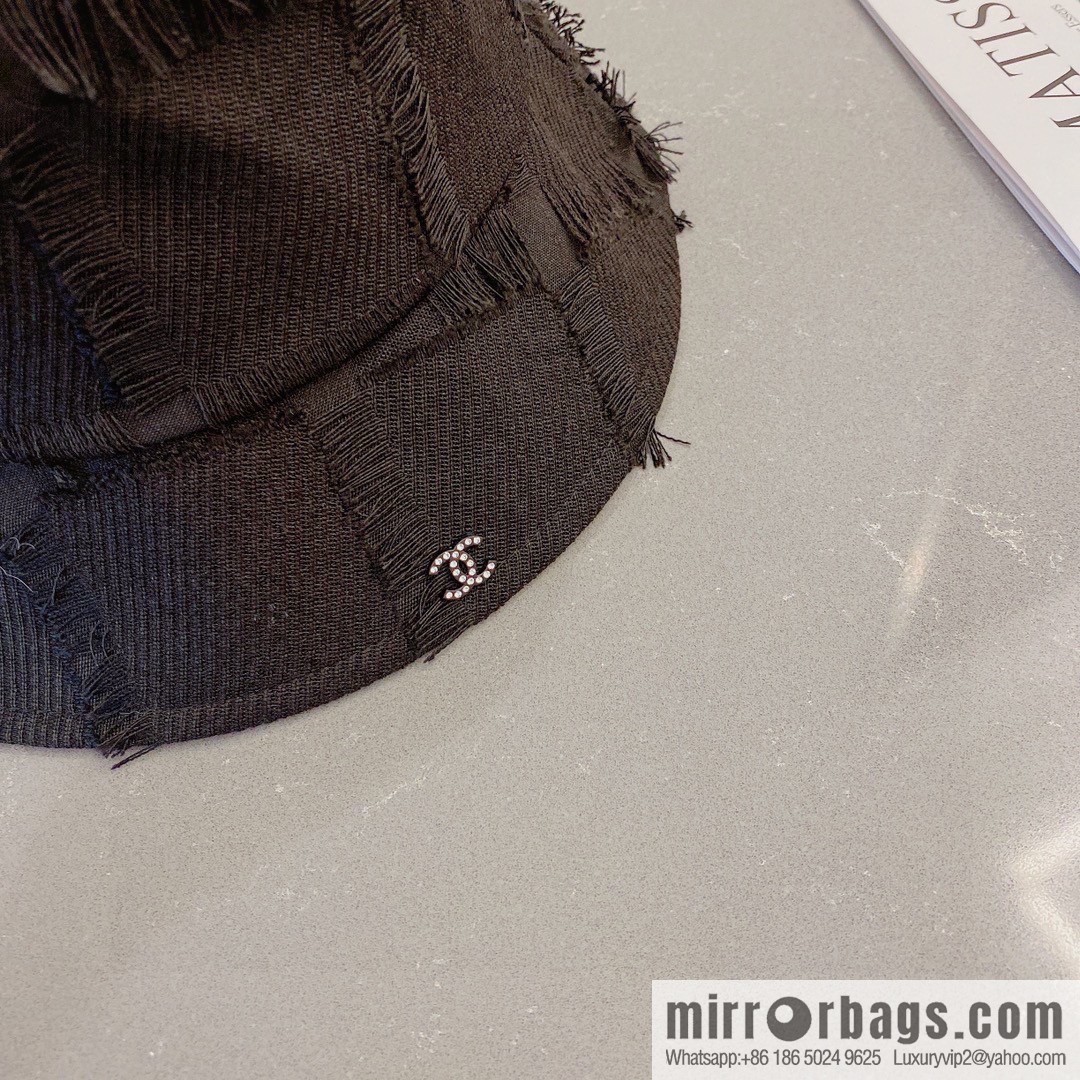 Chanel bucket hat