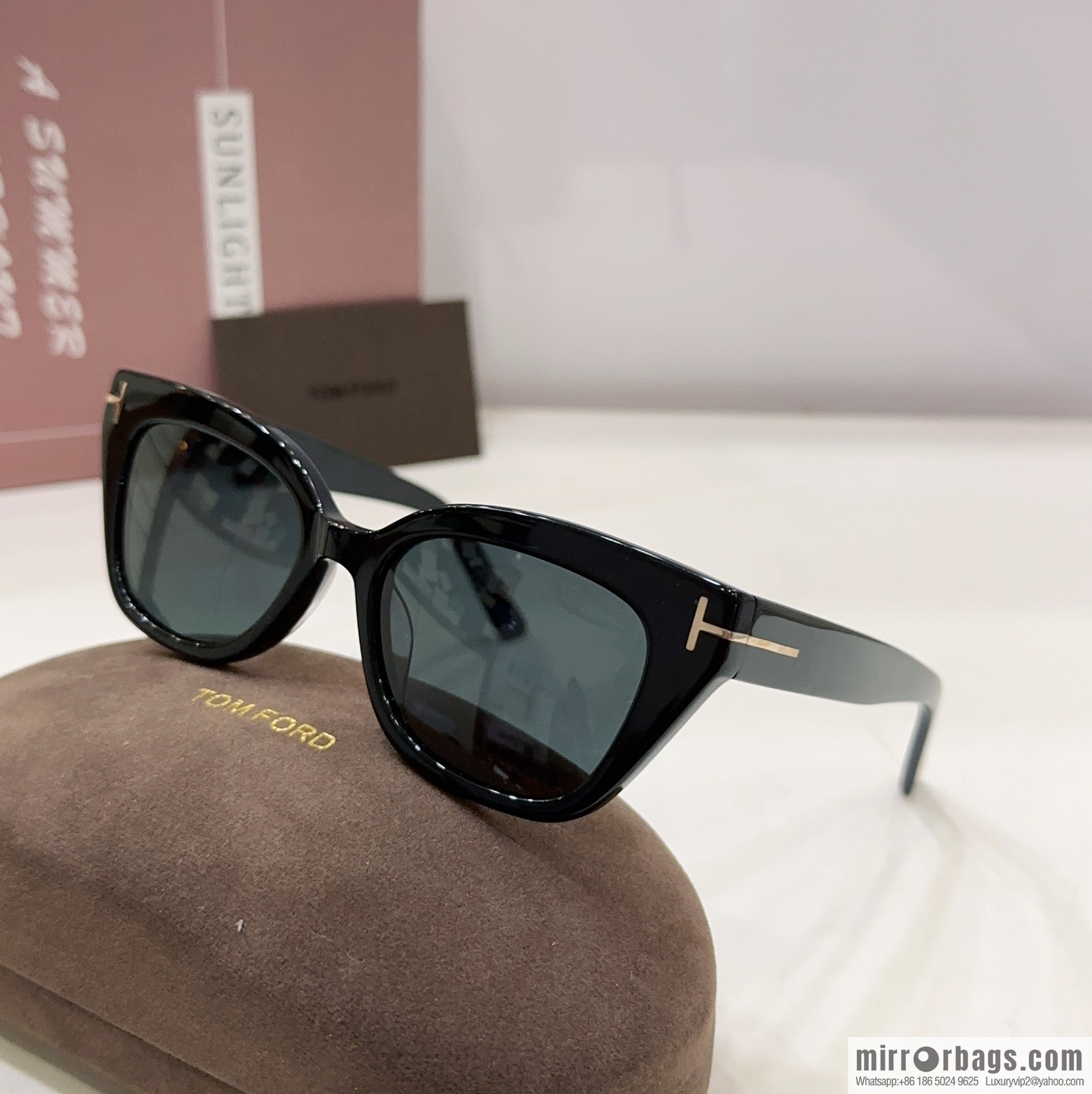 TOM FORD Tom Ford Square Unisex Sunglasses