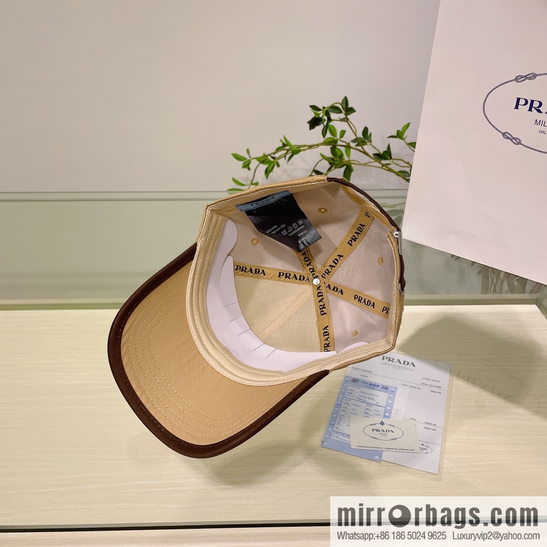 PRADA's new unisex baseball cap