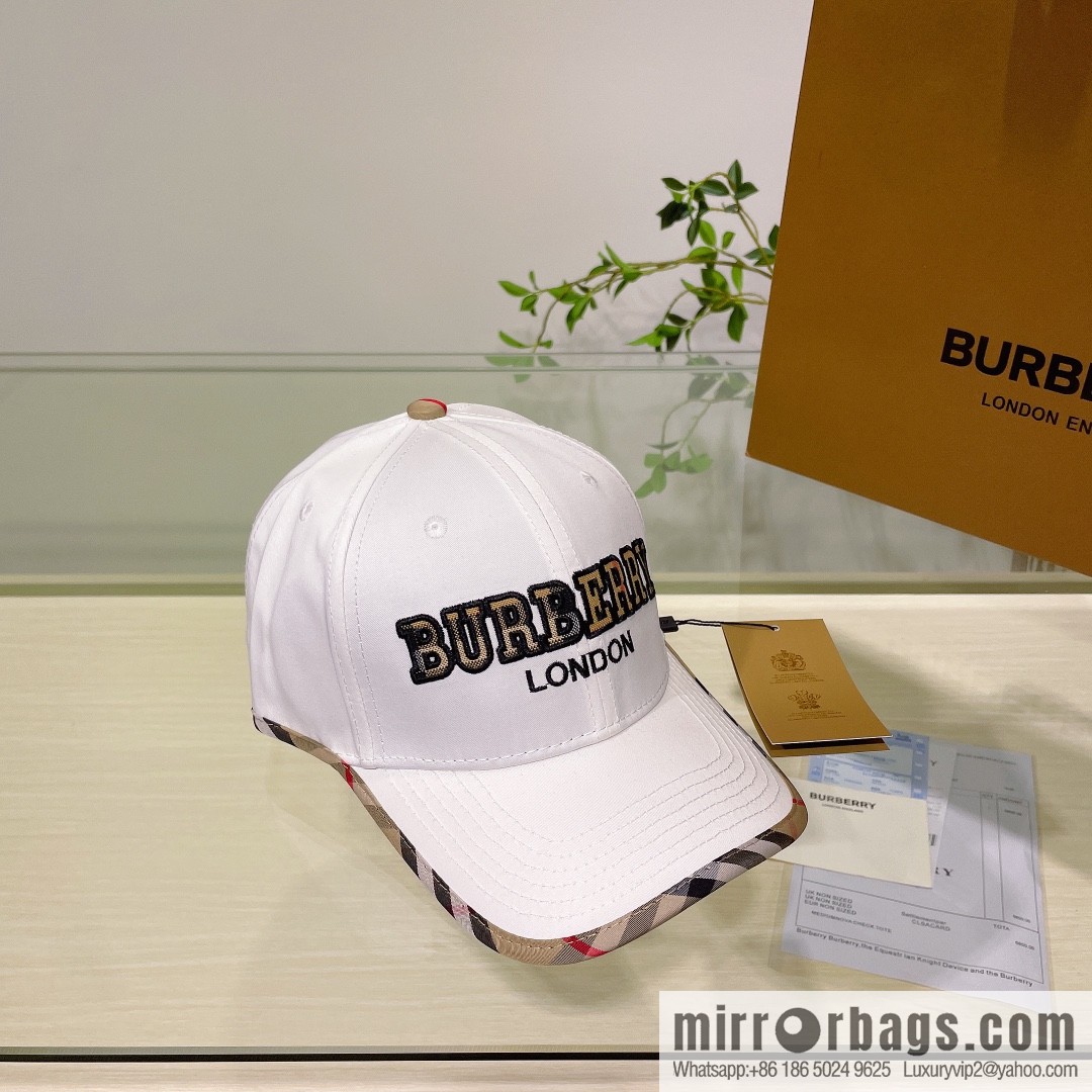 Burberry Burberry three-dimensional embroidery original baseball cap