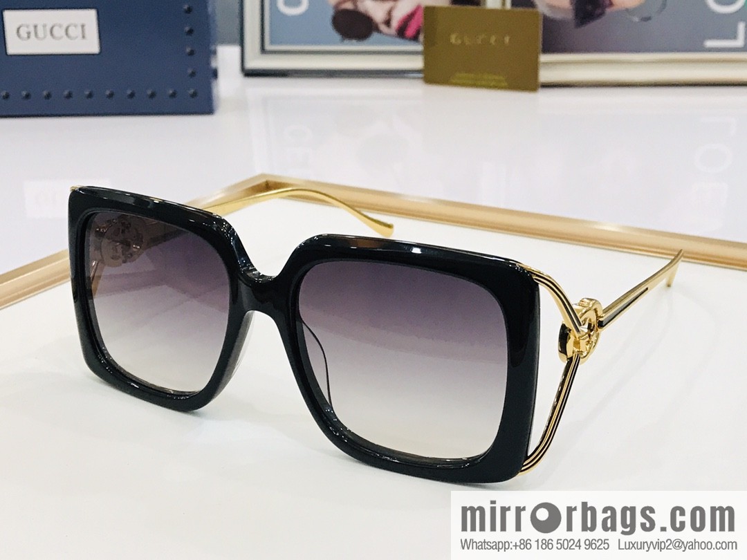 GUCCI Gucci Large Box Unisex Sunglasses