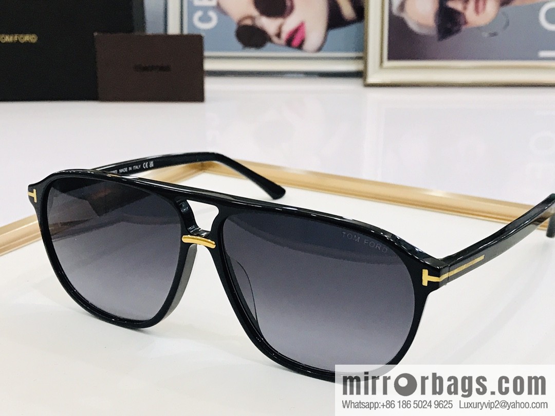 TOM FORD Ultra Light Unisex Sunglasses