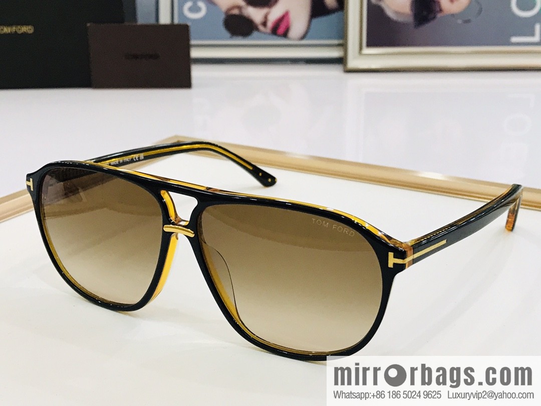 TOM FORD Ultra Light Unisex Sunglasses