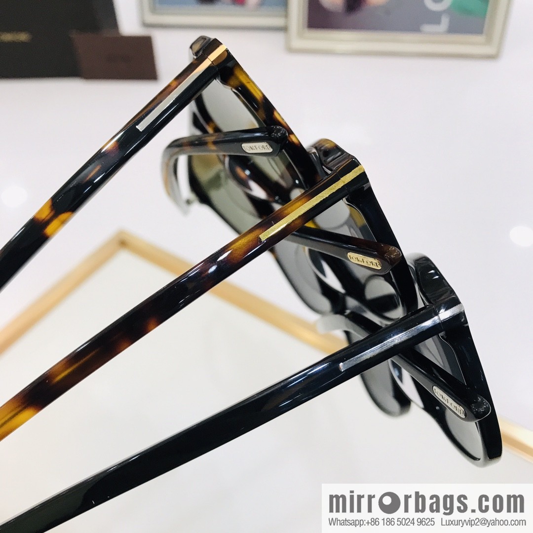 TOM FORD Ultra Light Unisex Sunglasses