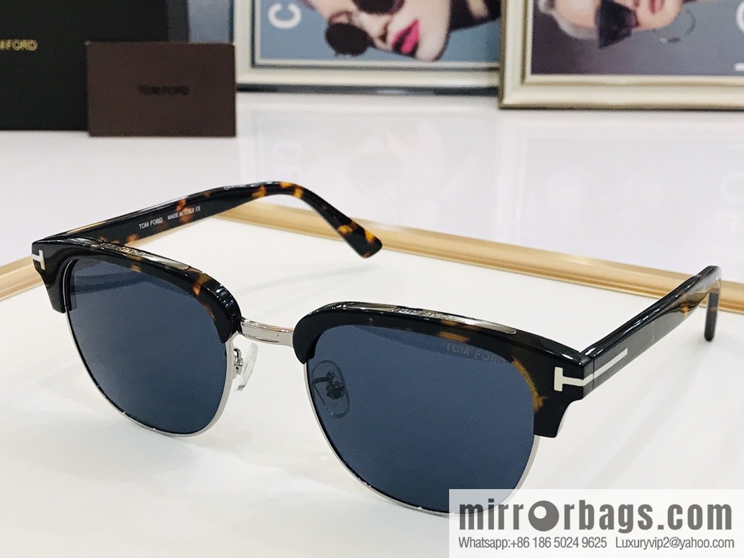 TOM FORD Ultra Light Unisex Sunglasses