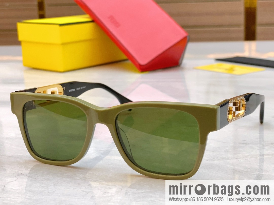 Fendi's new unisex sunglasses