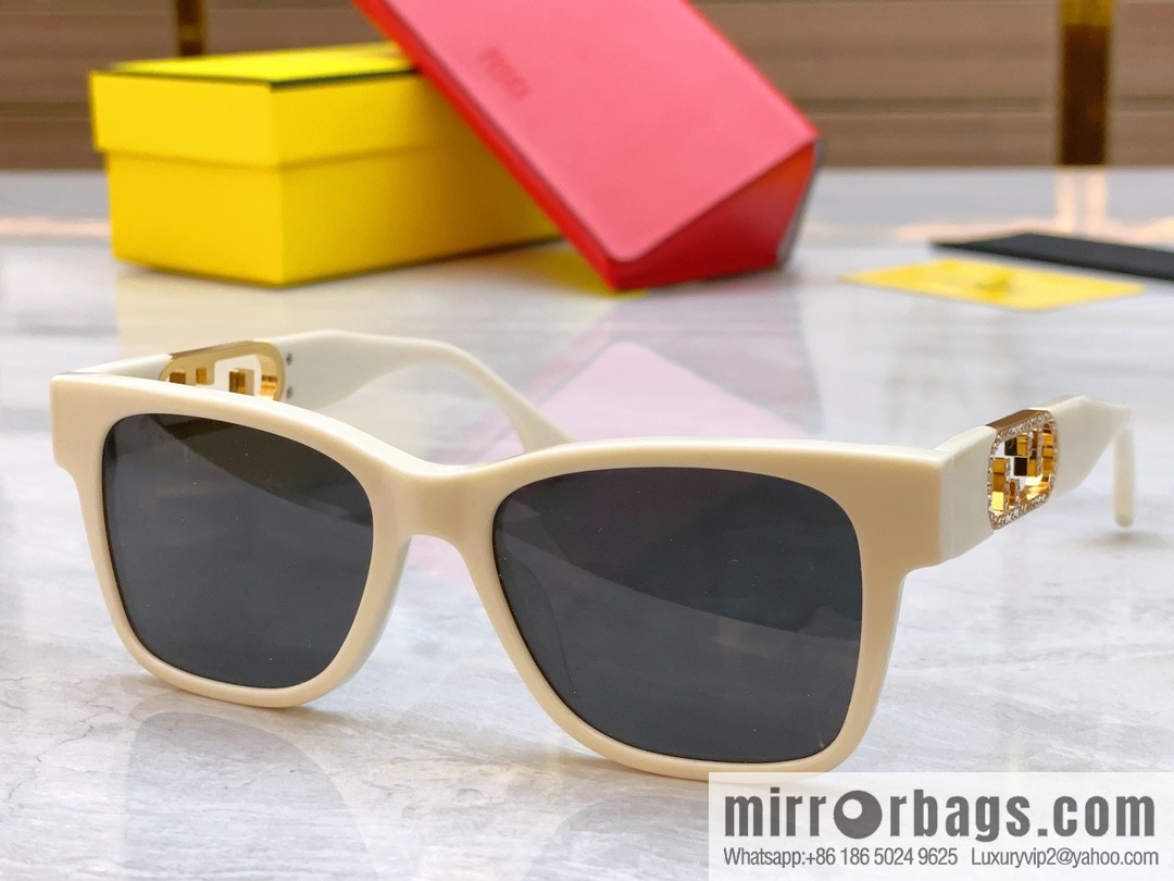 Fendi's new unisex sunglasses