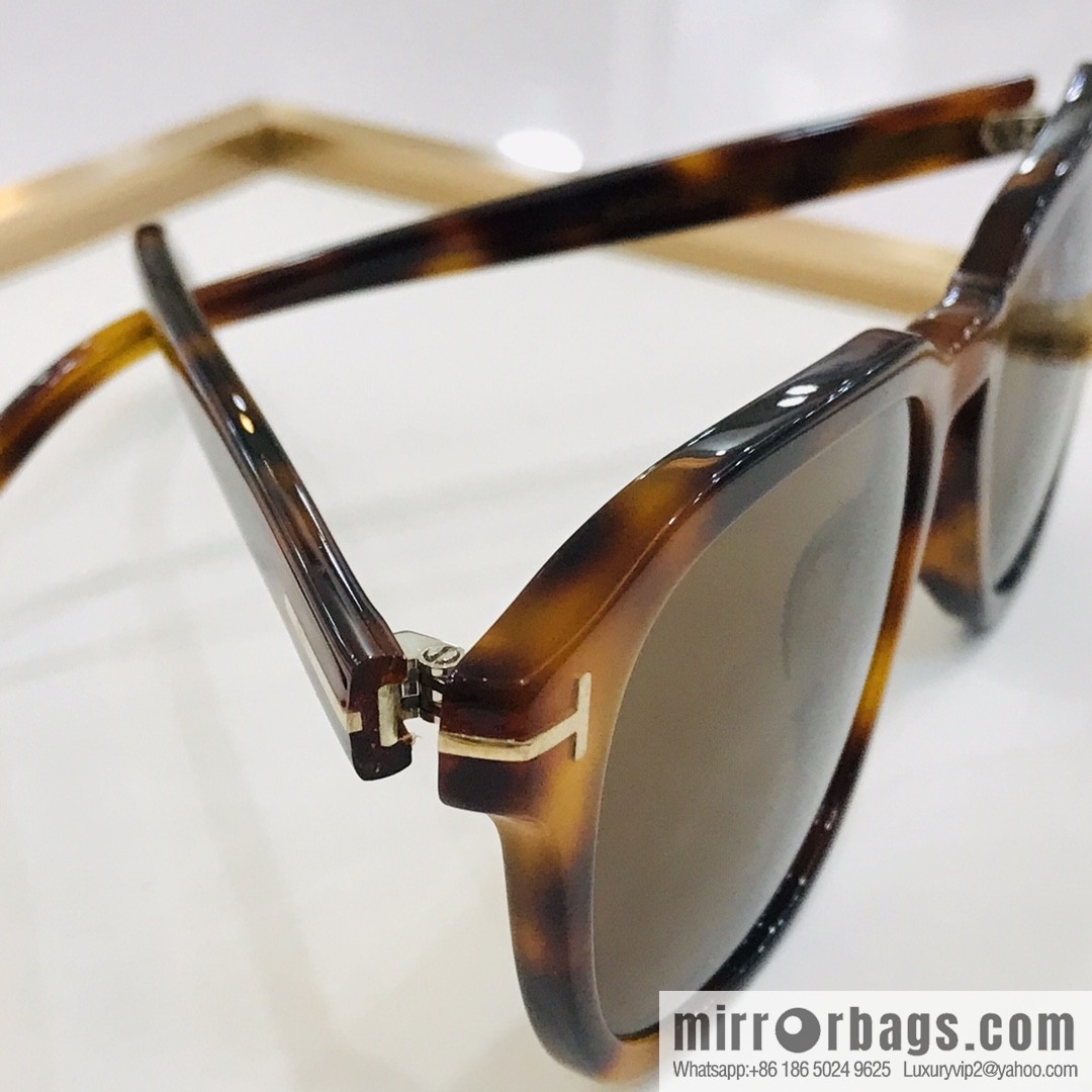 TOM FORD Ultra Light Unisex Sunglasses