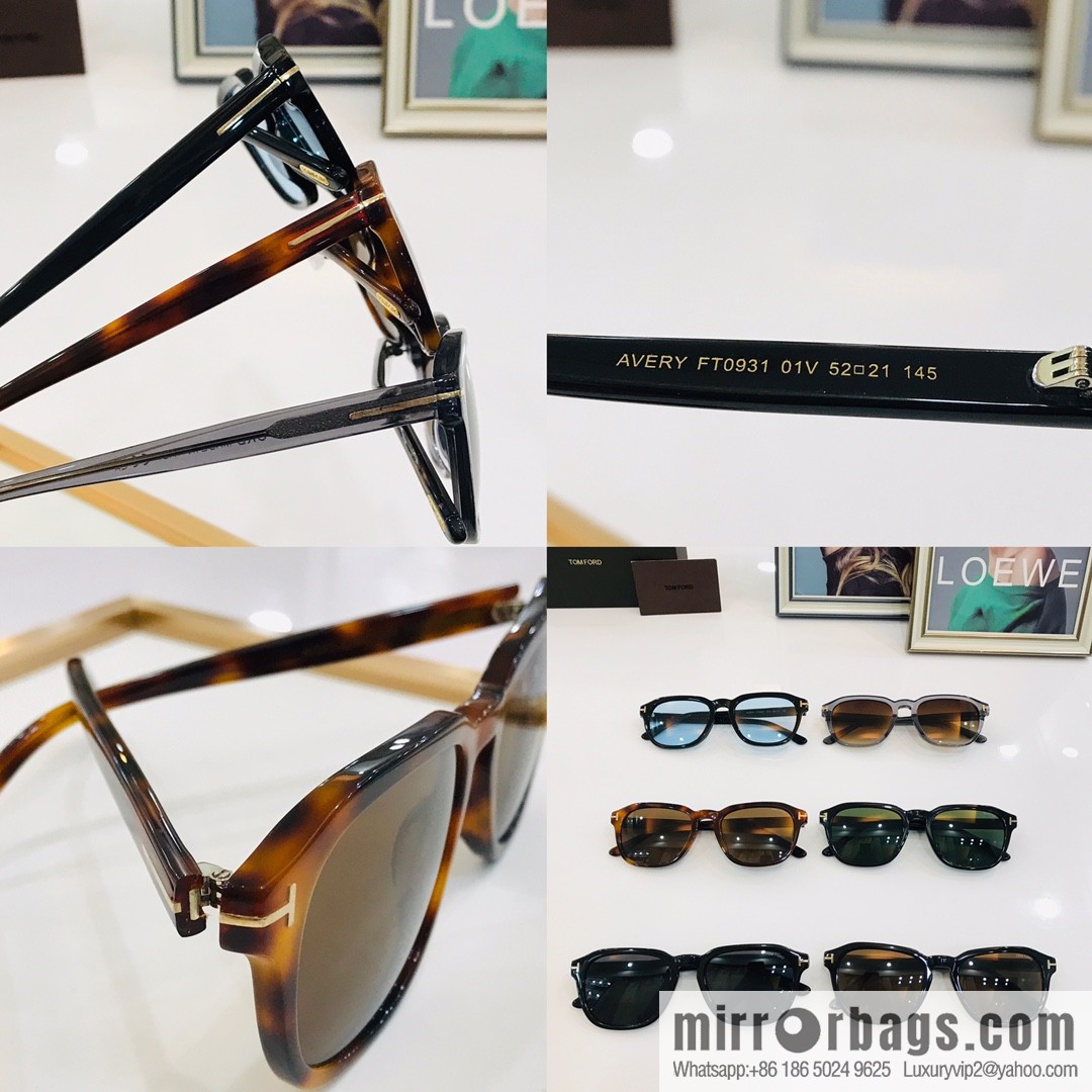 TOM FORD Ultra Light Unisex Sunglasses