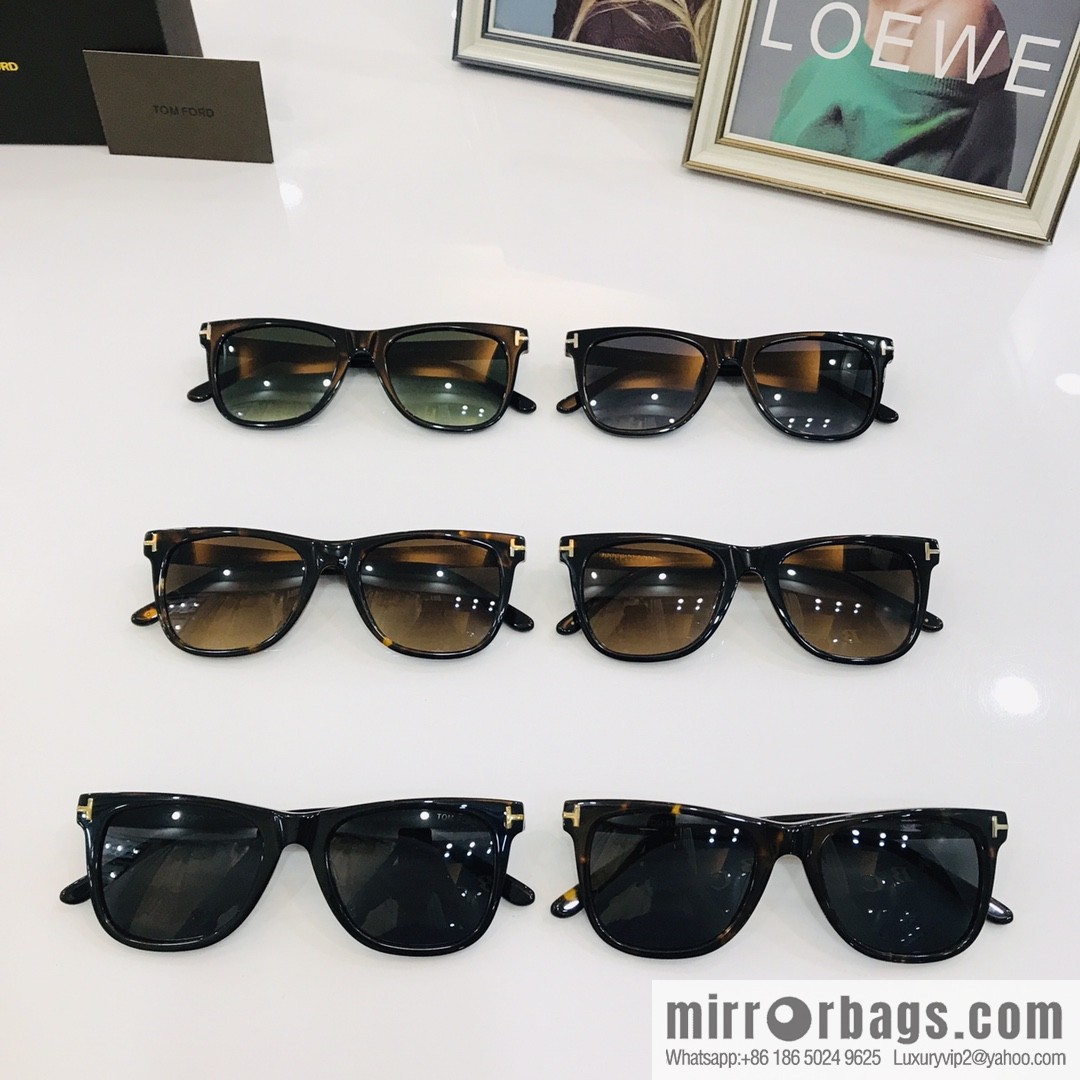 TOM FORD Ultra Light Unisex Sunglasses