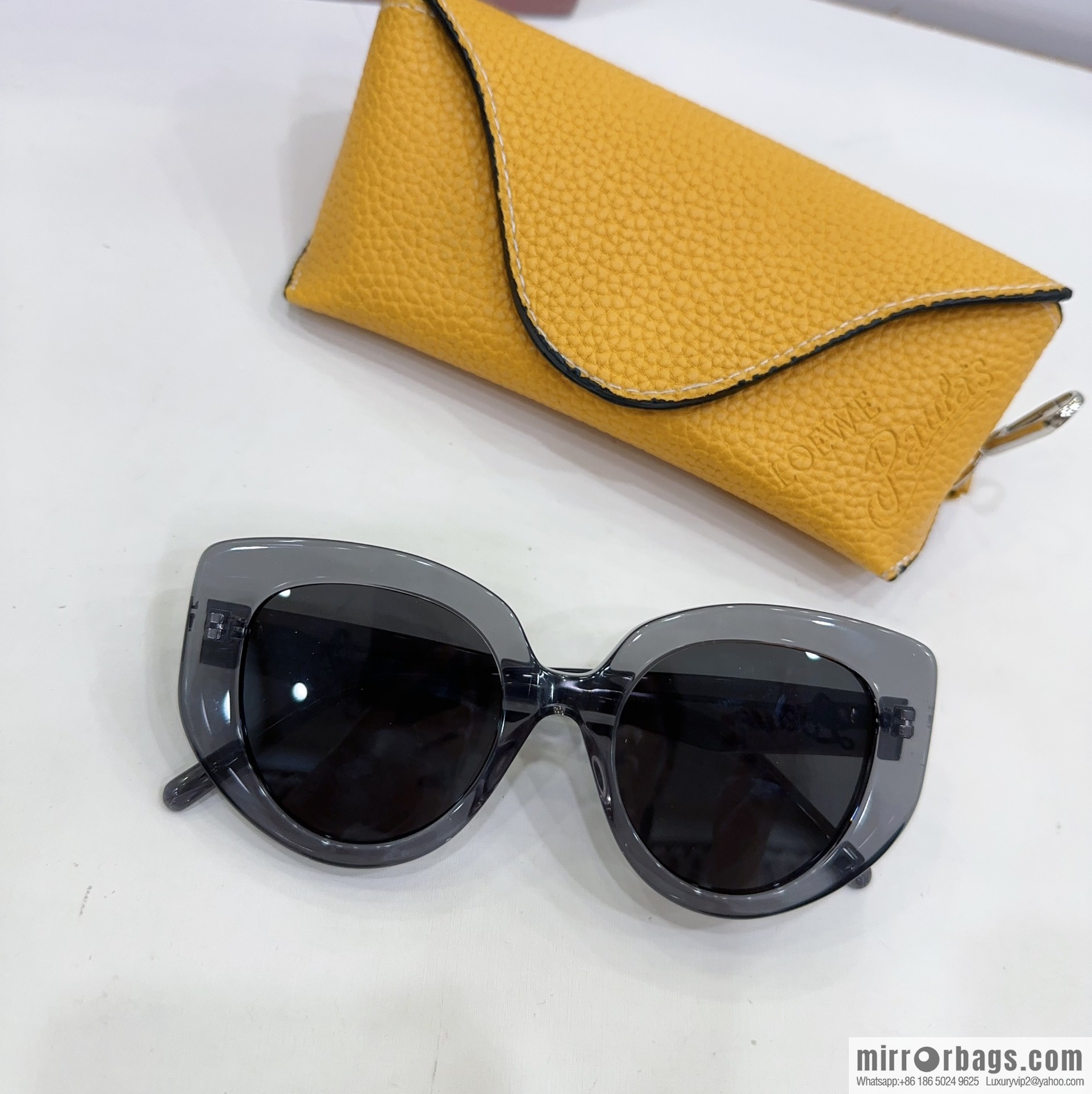 LOEWE Square Unisex Sunglasses