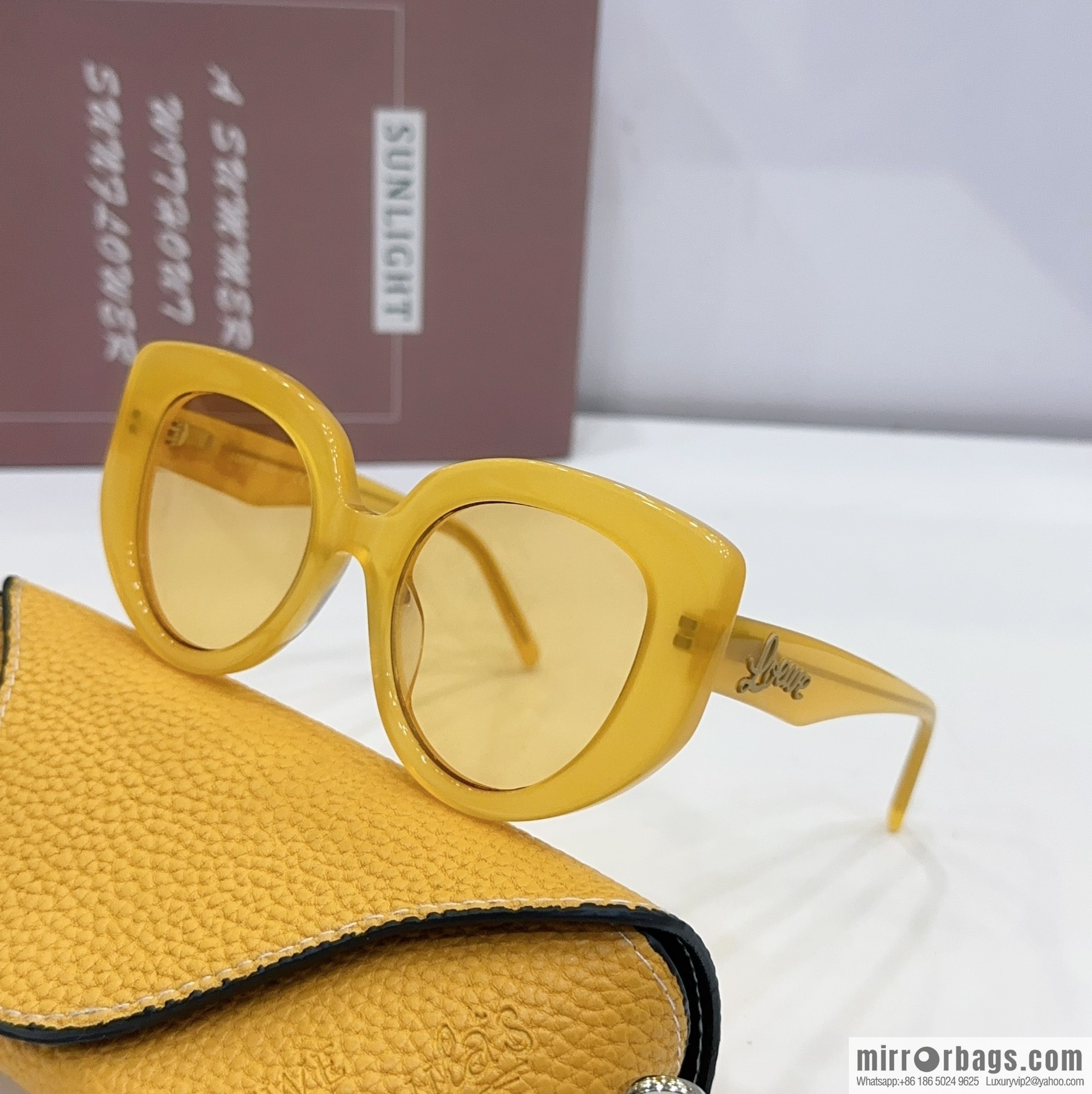 LOEWE Square Unisex Sunglasses