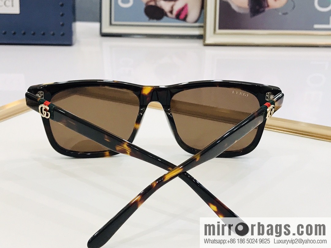 GUCCI Gucci Perfect Plate Frame Unisex Sunglasses