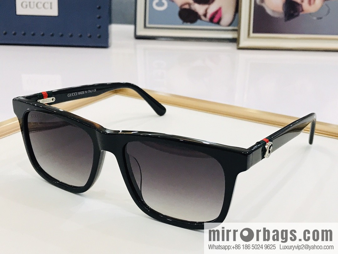 GUCCI Gucci Perfect Plate Frame Unisex Sunglasses