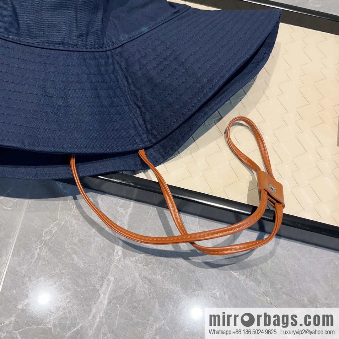 Miumiu bucket hat