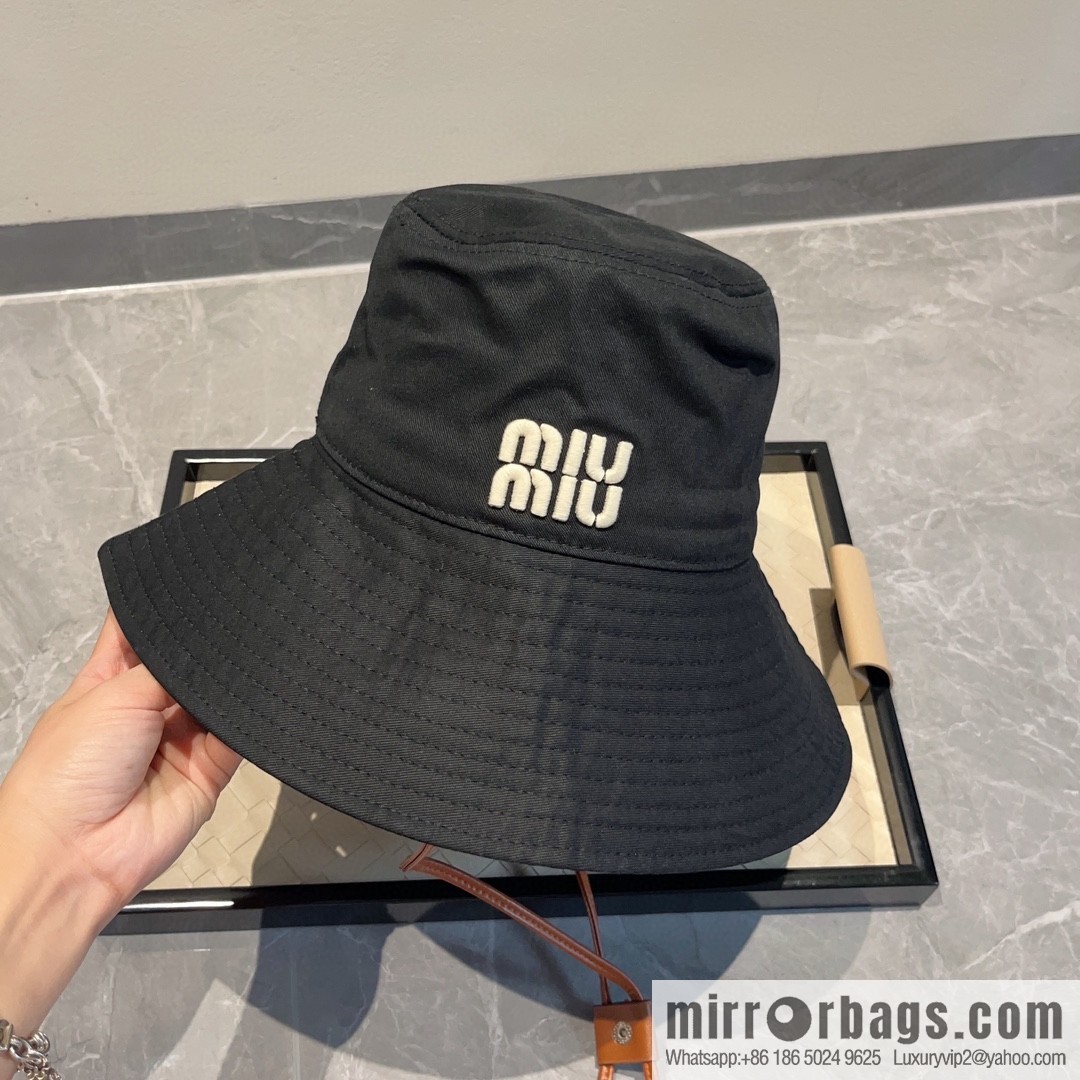 Miumiu bucket hat