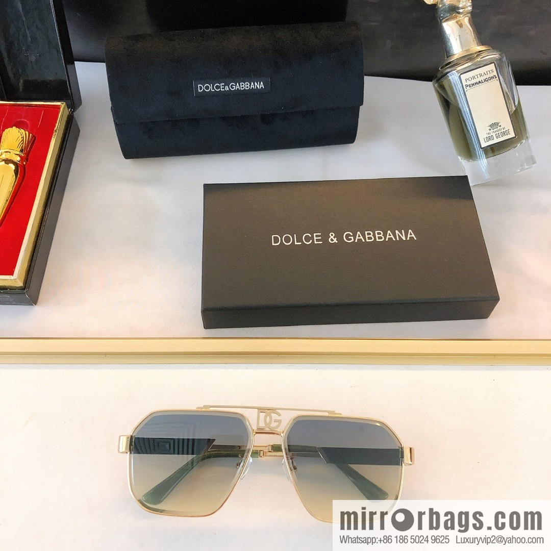DOLCE & GABBANA Dolce & Gabbana Irregular Frame Sunglasses