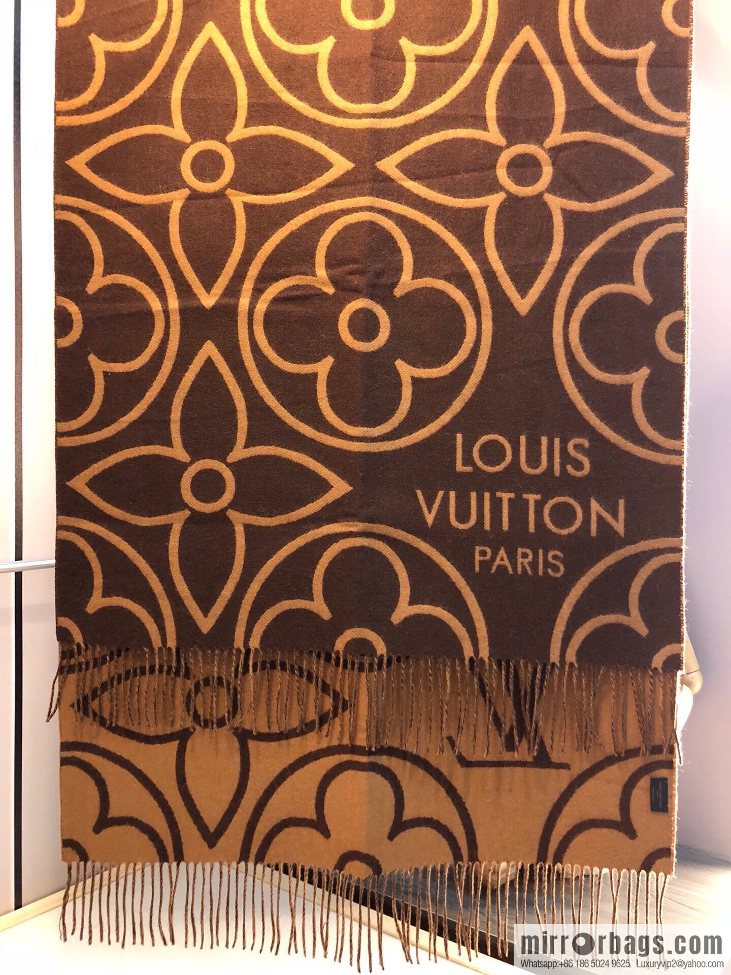 LV Louis Vuitton Jacquard Monogram Floral Scarf