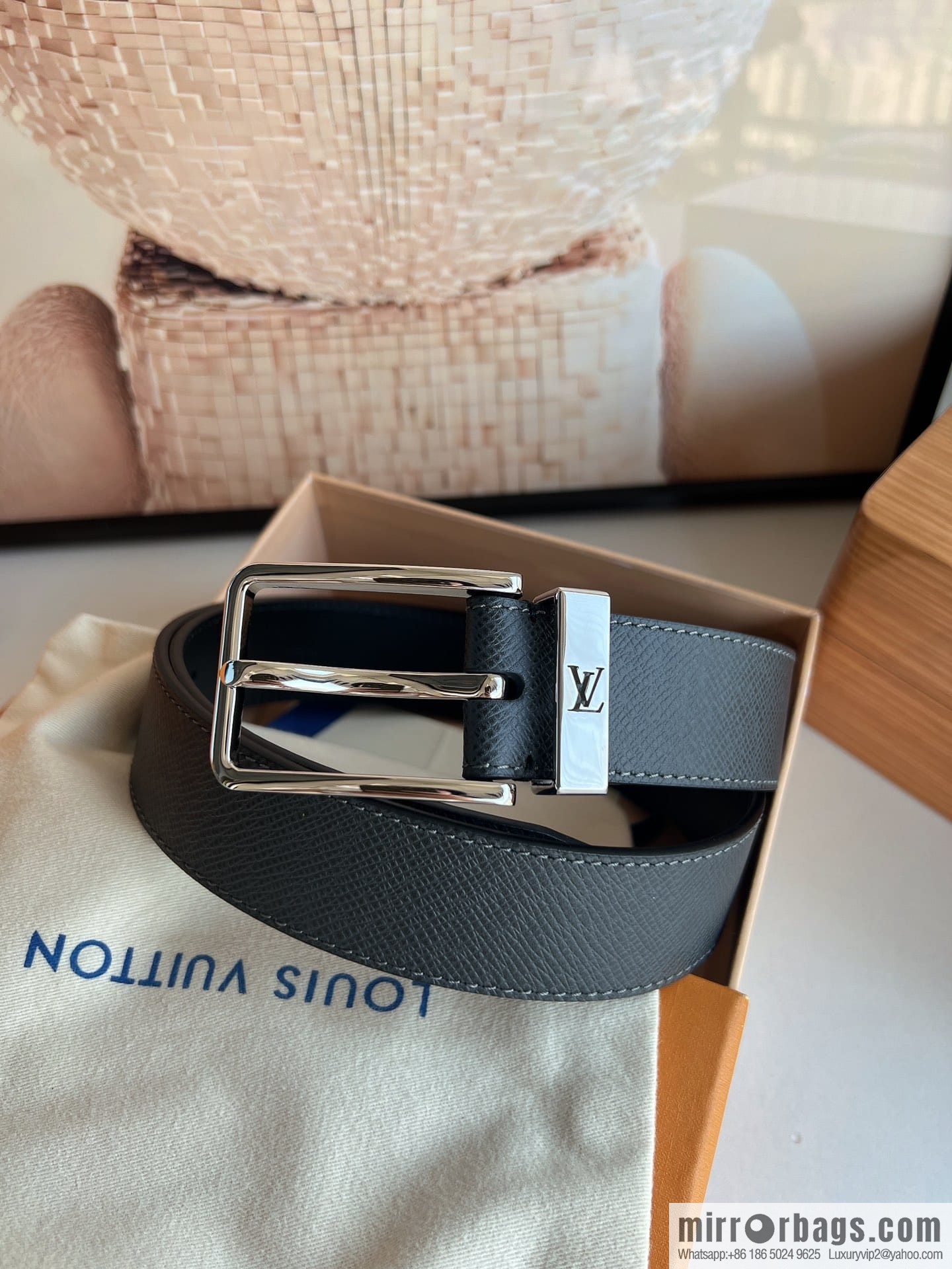 LOUIS VUITTON Pont Neuf 35mm Black Cross Leather Belt