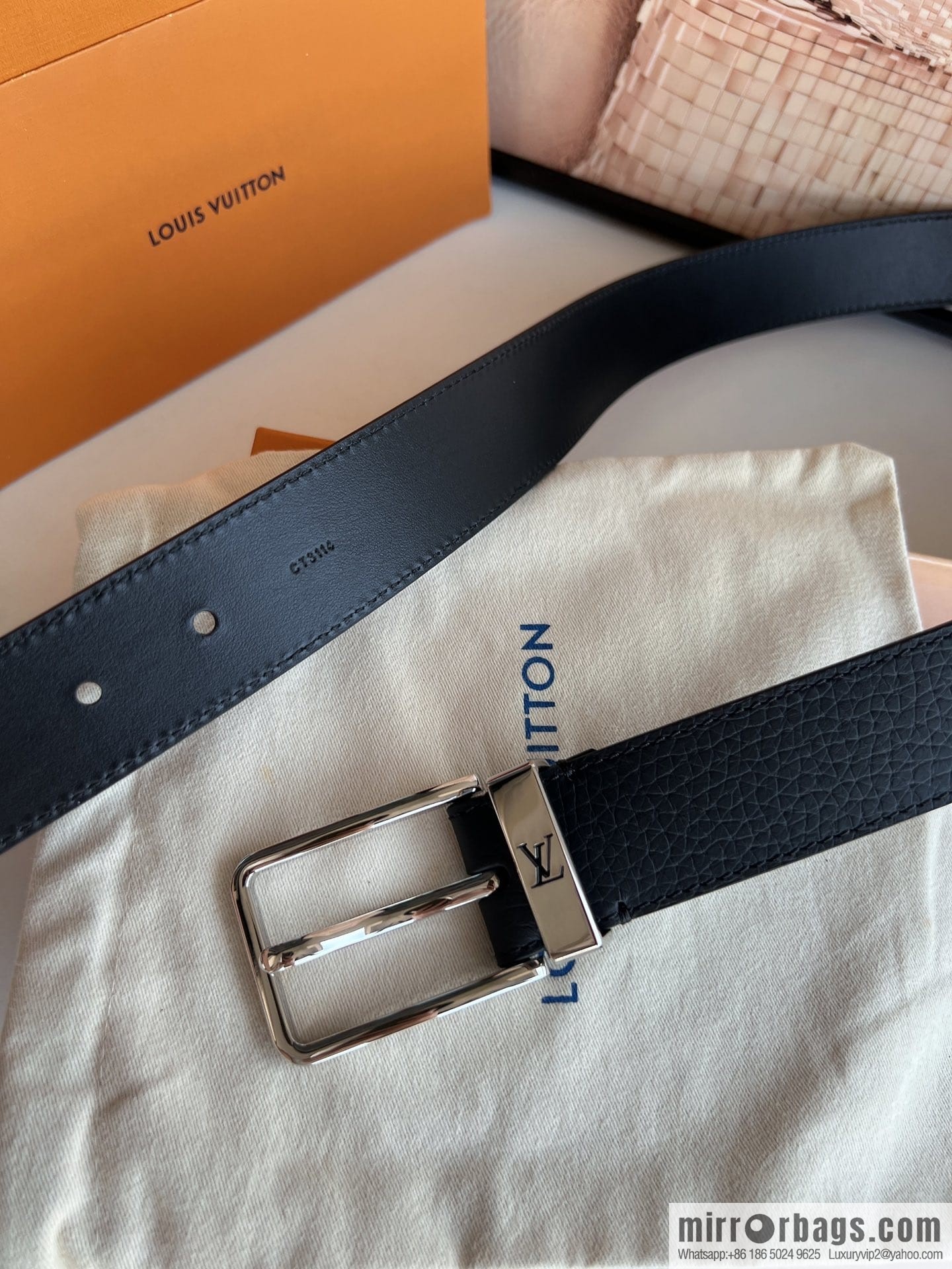 LOUIS VUITTON Pont Neuf 35mm Black Cross Leather Belt