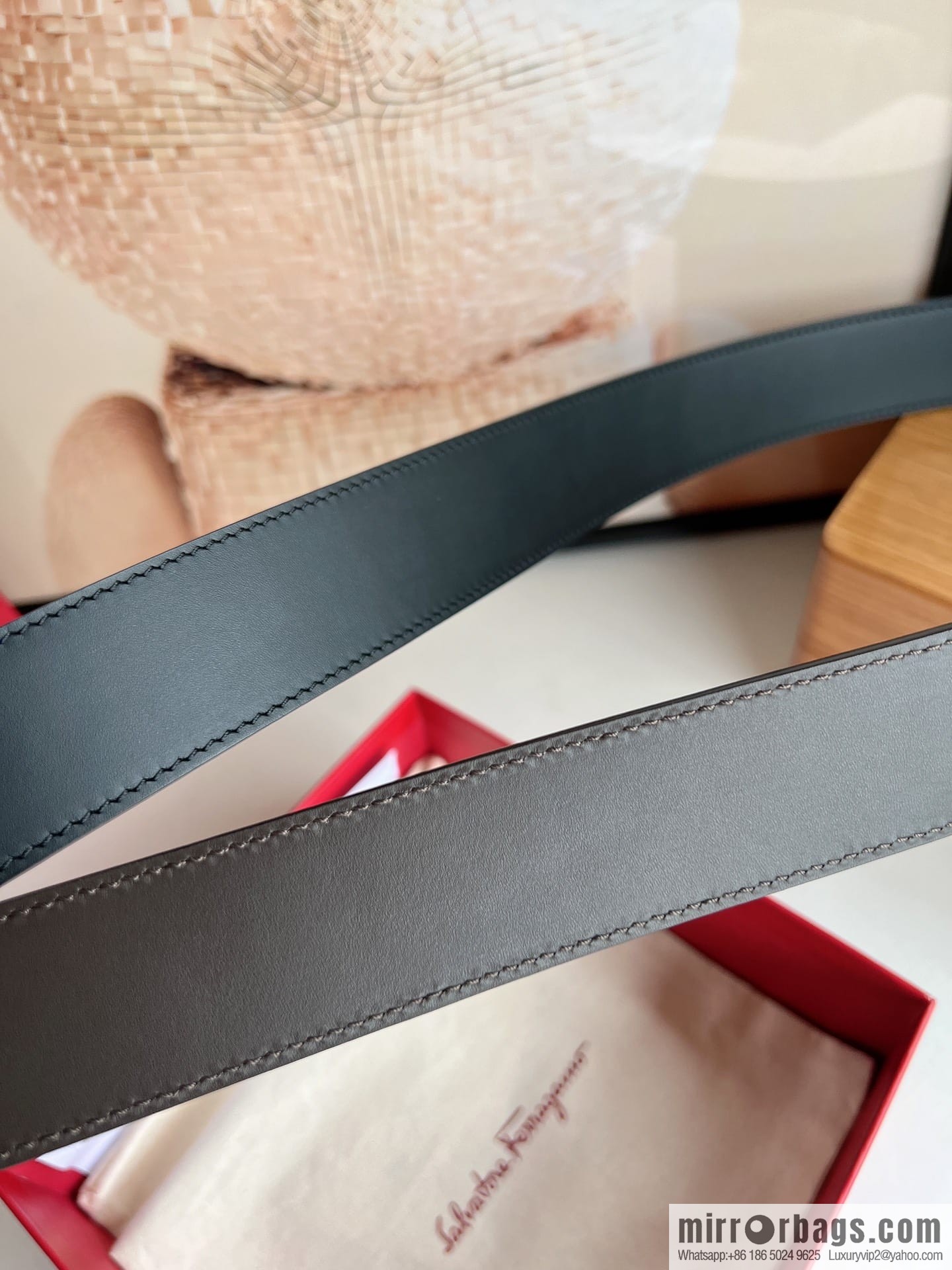 Salvatore Ferragamo Men's 3.5cm Exquisite Double Ring Metal Triple Clamp Buckle with First Cowhide Double Sided Belt