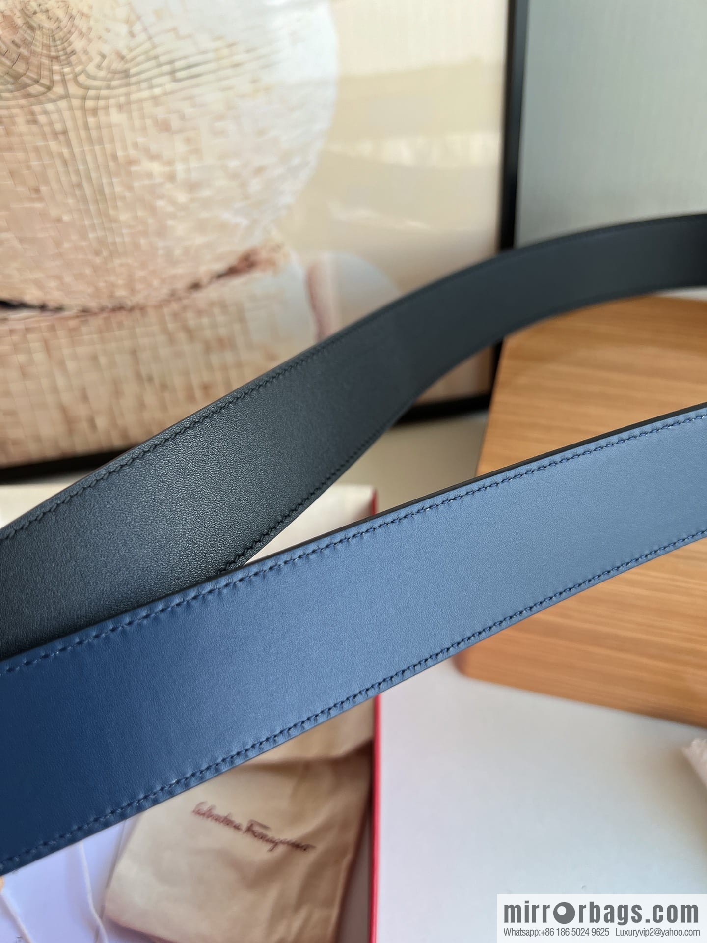 Ferragamo Ferragamo, Stainless Steel Figure 8 Metal Clip Buckle Men's 3.5cm Belt