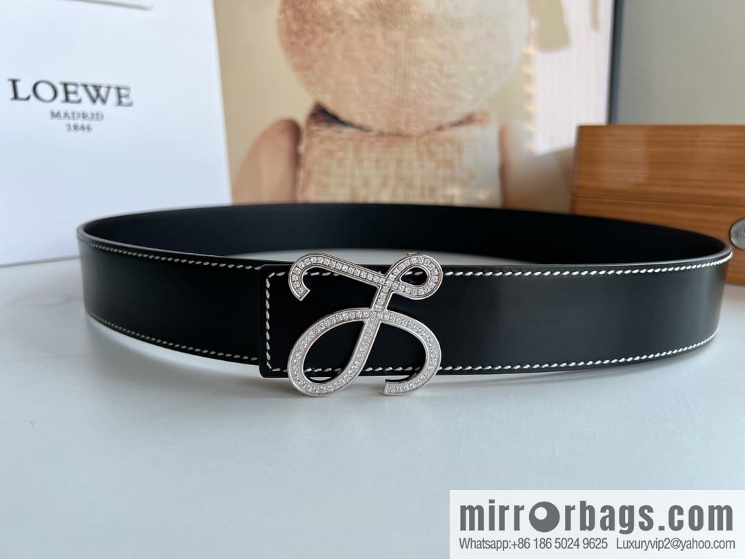 Loewe stainless steel logo inlaid diamond buckle combined with the first layer of cowhide double-sided external boutique belt 3.8cm