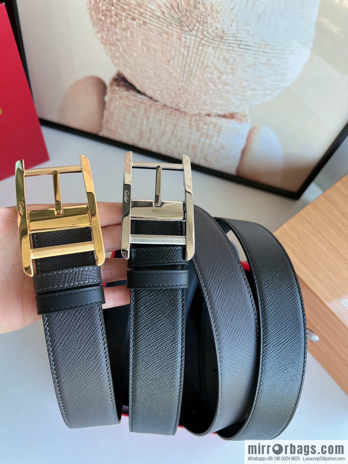 Cartier, double-sided men's belt in textured grey cowhide