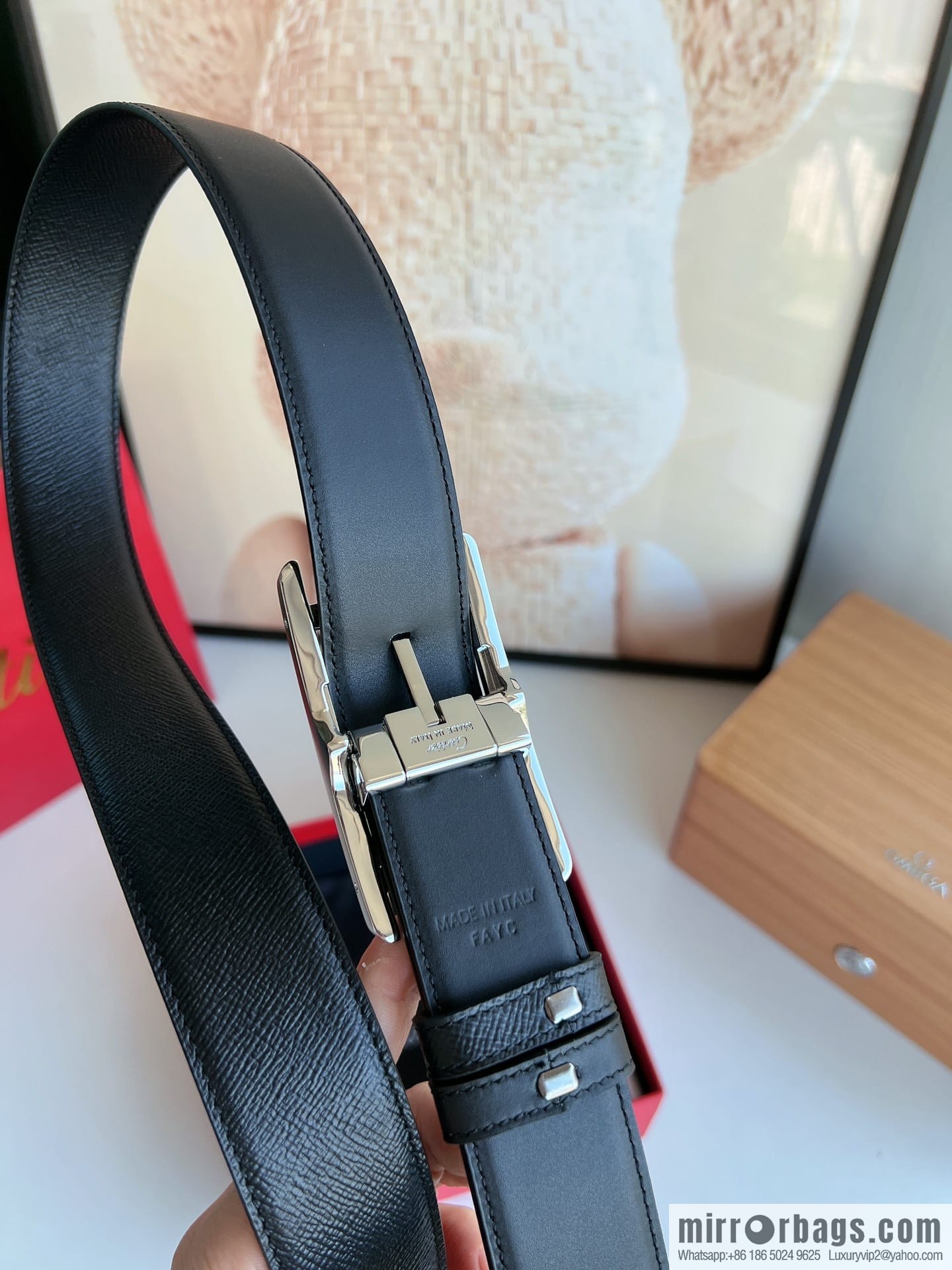 Cartier, textured grey cowhide double-sided men's belt