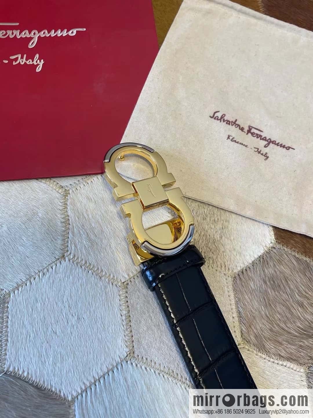 Ferragamo Gancio Double Circle Intertone Edge Metal Clip Buckle, Crocodile Belt 3.5cm