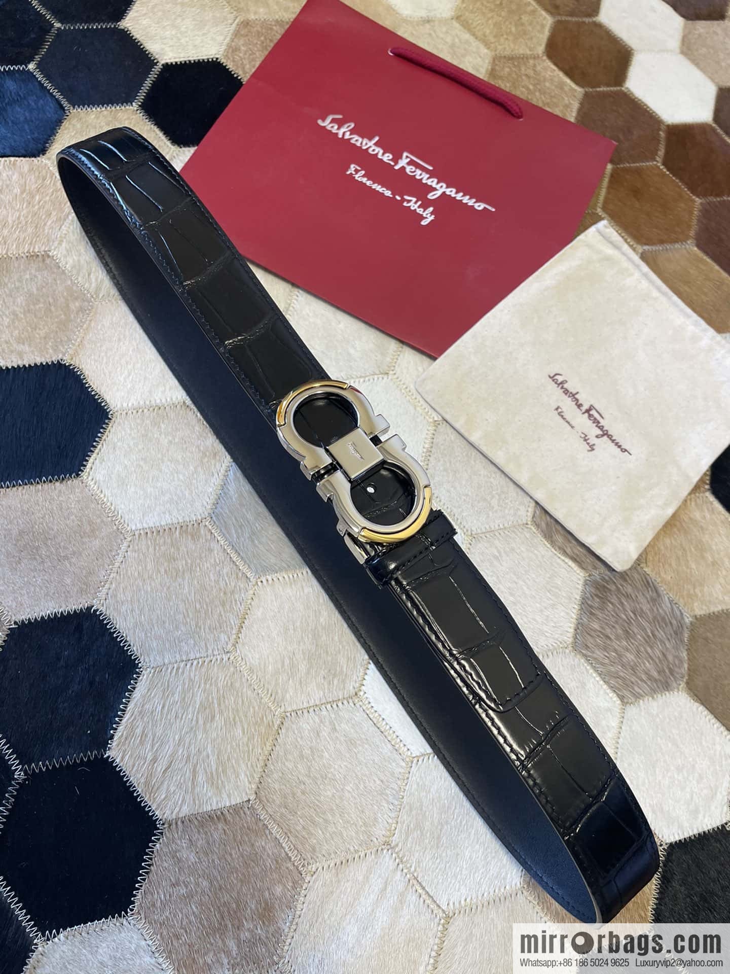 Ferragamo Gancio Double Circle Intertone Edge Metal Clip Buckle, Crocodile Belt 3.5cm