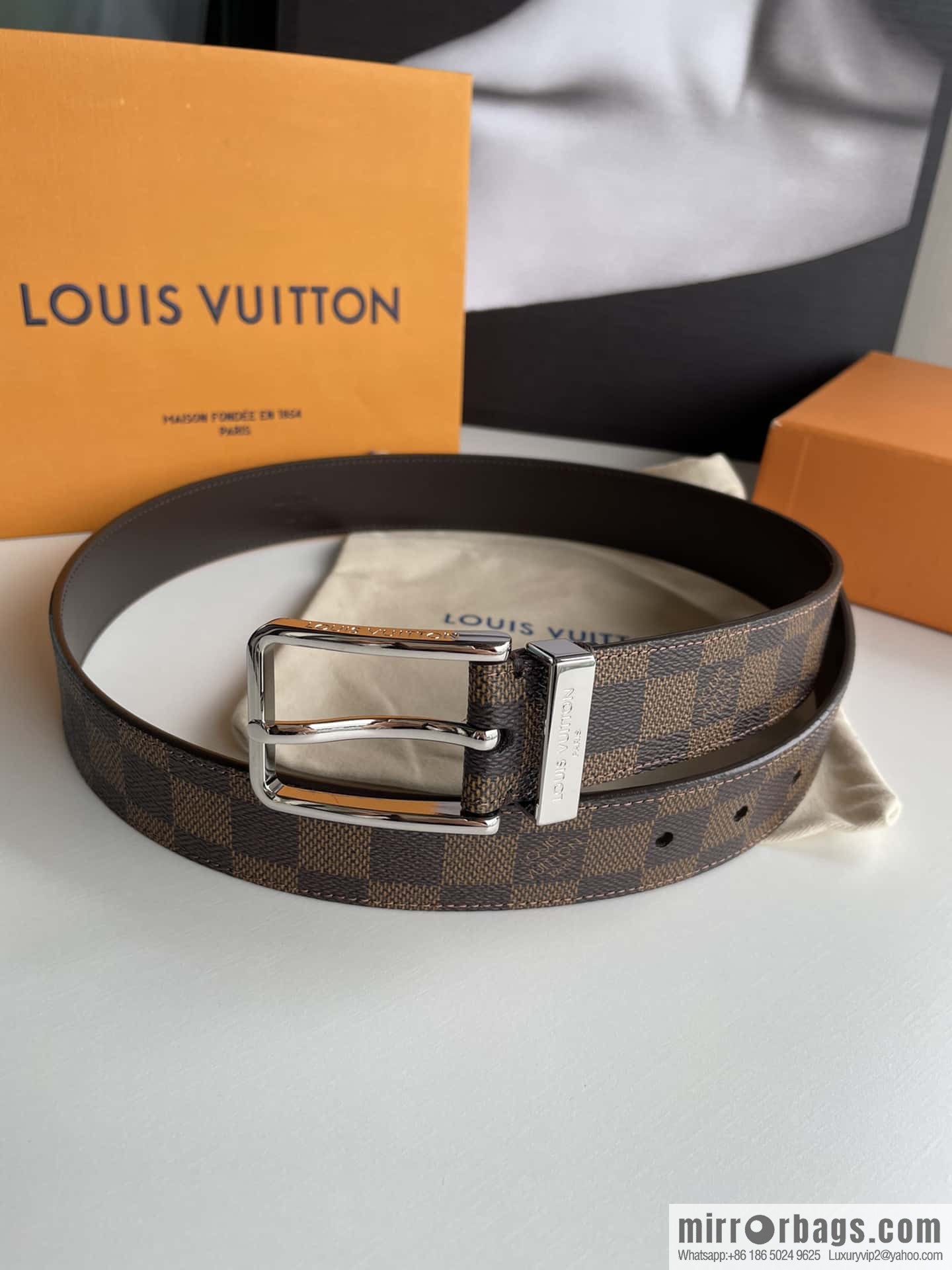 LV 35mm wide calfskin belt