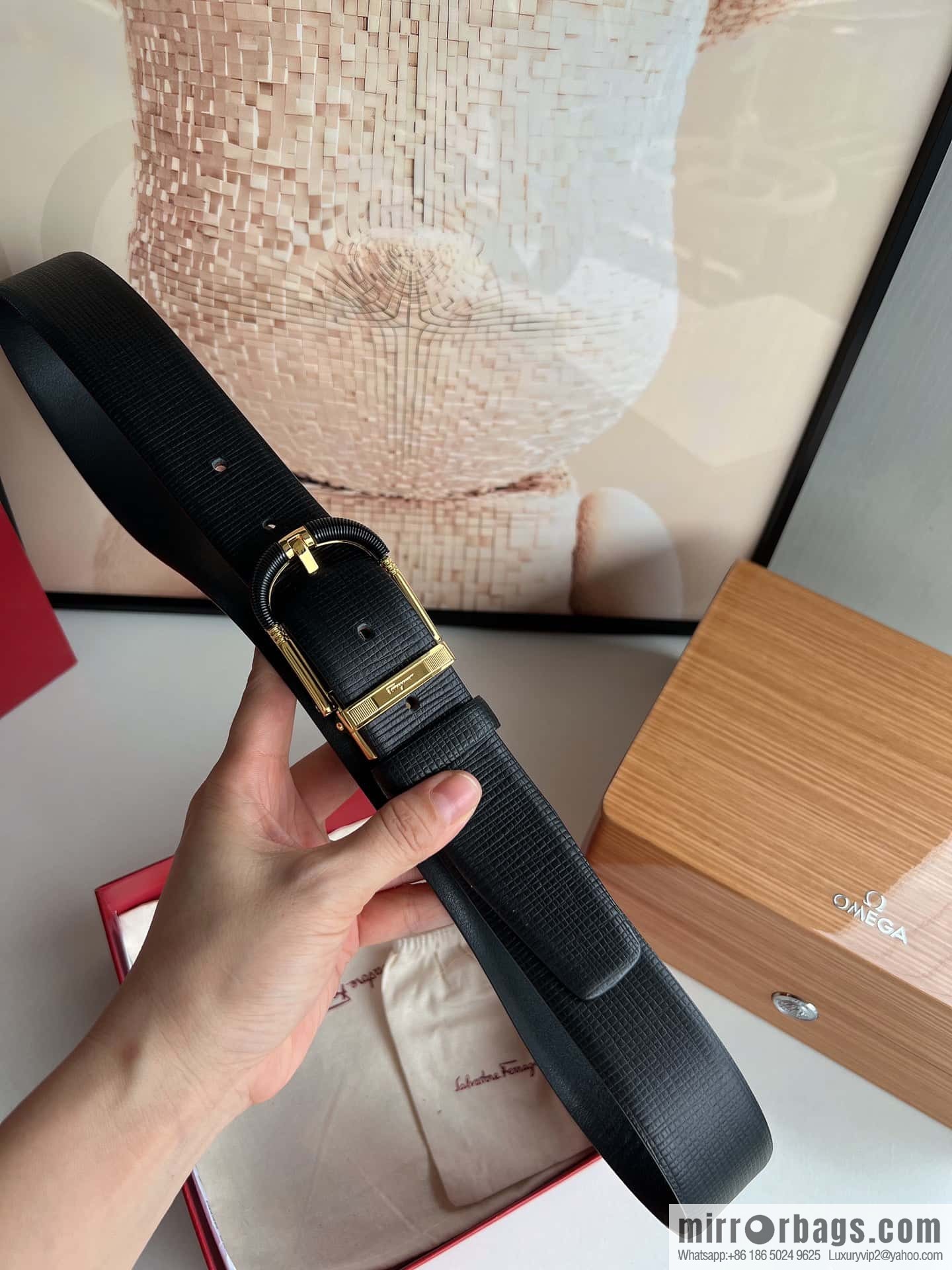 Ferragamo Ferragamo, acrylic black threaded element metal buckle, first layer cowhide belt 3.5CM