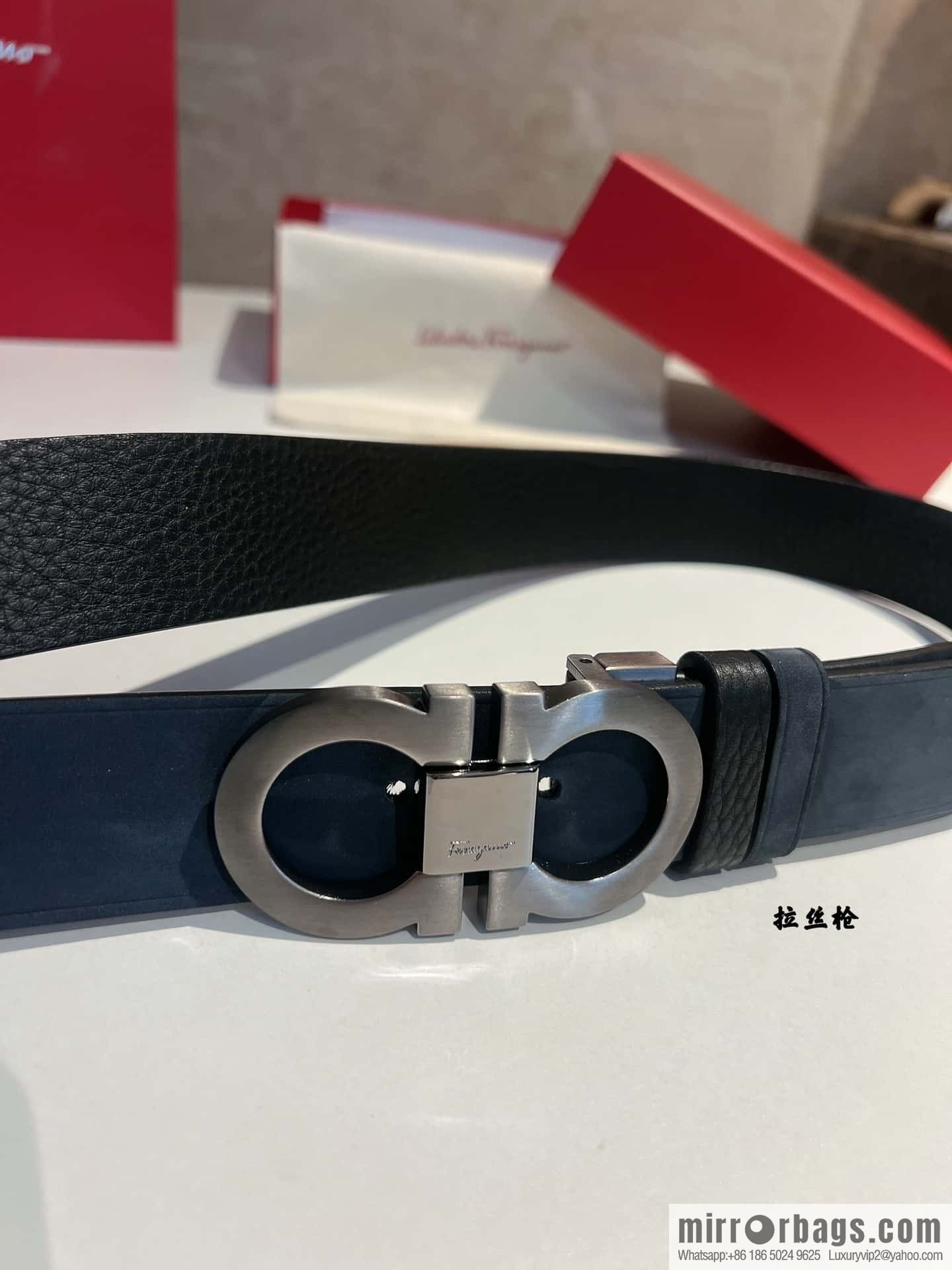 Ferragamo Ferragamo, imported suede and lychee double-sided adjustable belt 3.5cm