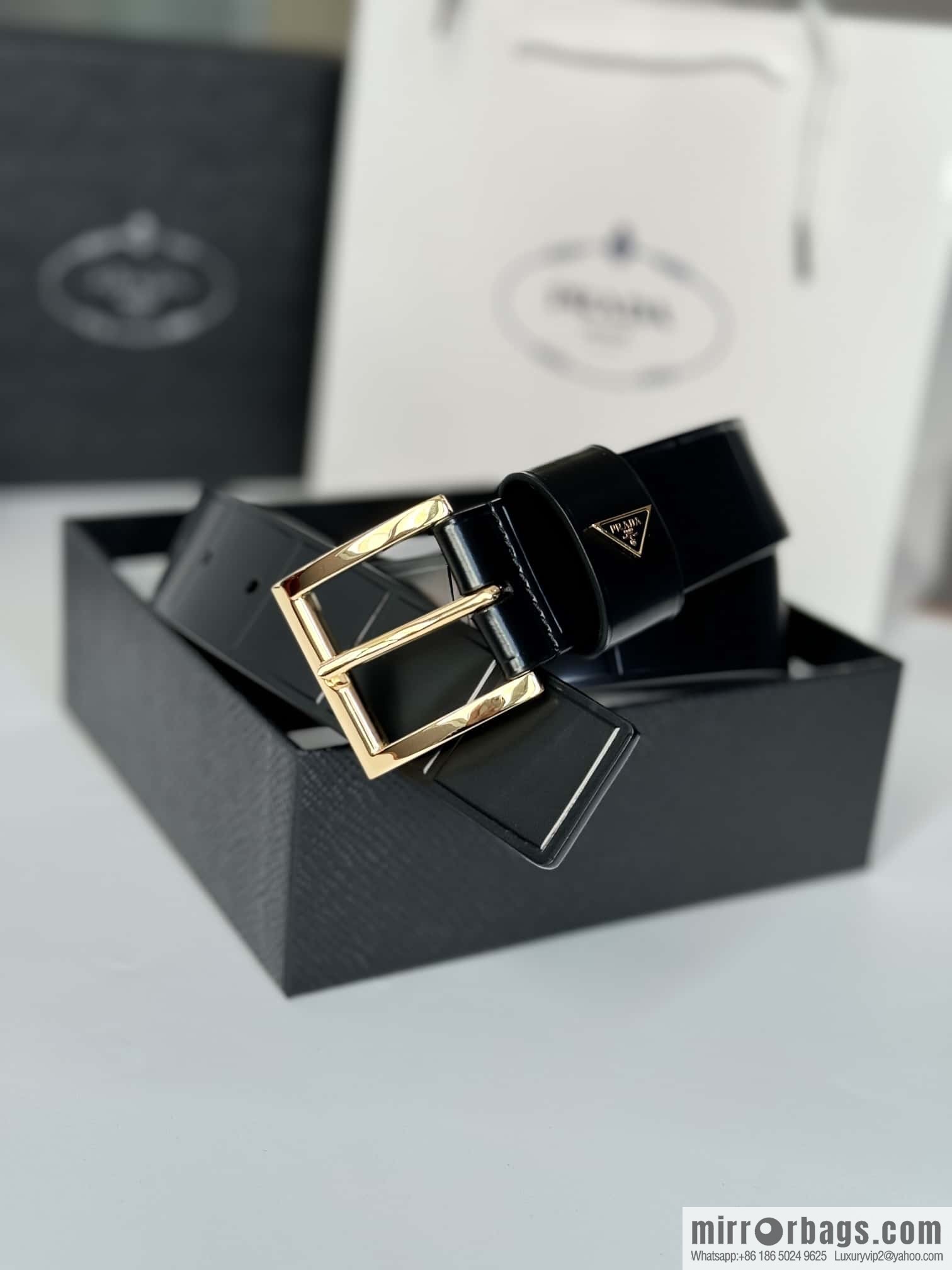 PRADA/Prada, cowhide pressing grid process hardware pin buckle counter new belt 3.5CM