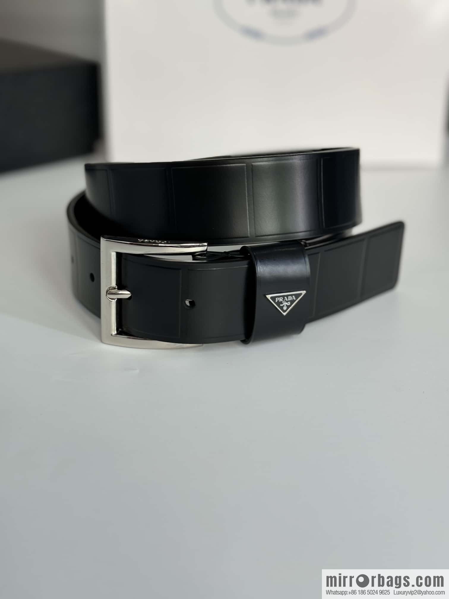 PRADA/Prada, cowhide pressing grid process hardware pin buckle counter new belt 3.5CM