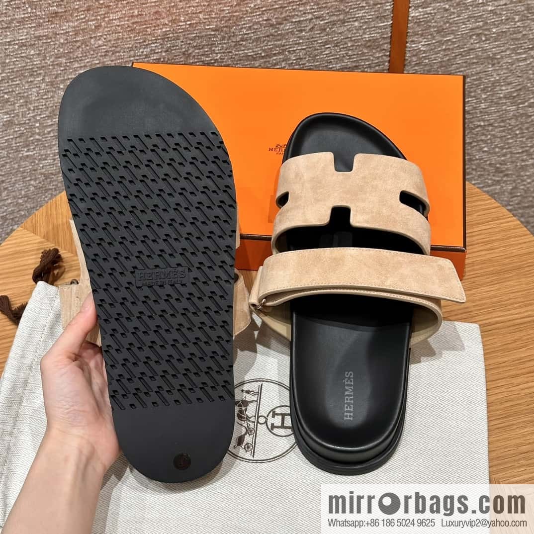 HERMES 225 CHYPRE SANDAL uncle shoes, suede/Chamois leather marble beige/Cream-coloured