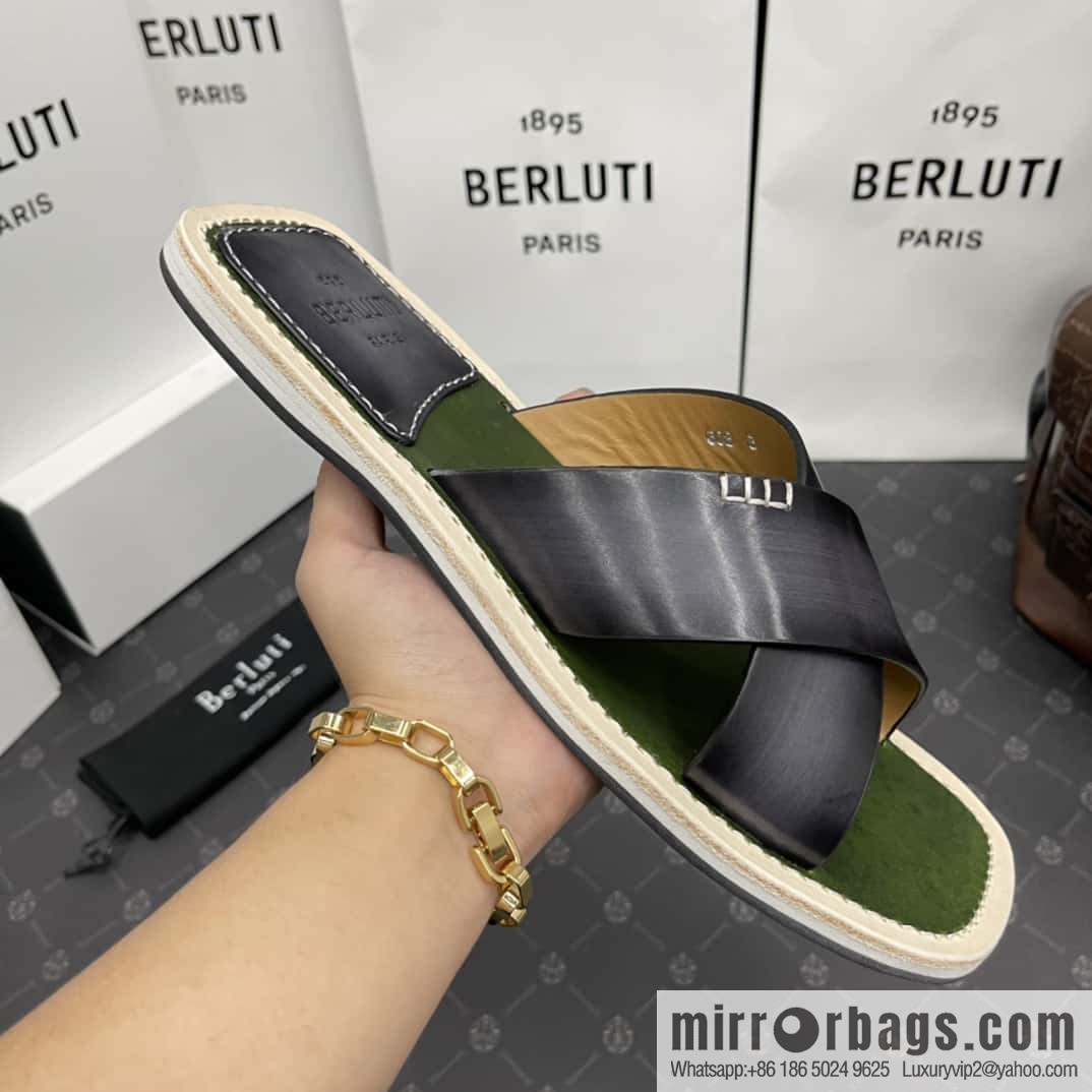 Berlut * Elio Slippers