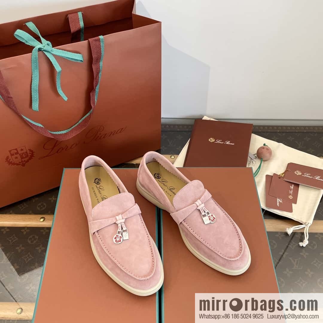 𝐋𝐨𝐫𝐨 𝐏𝐢𝐚𝐧𝐚||𝟐𝟎𝟐𝟒 𝐬𝐮𝐦𝐦𝐞𝐫 𝐰𝐚𝐥𝐤 Holiday Series Light Peony Powder Loafers