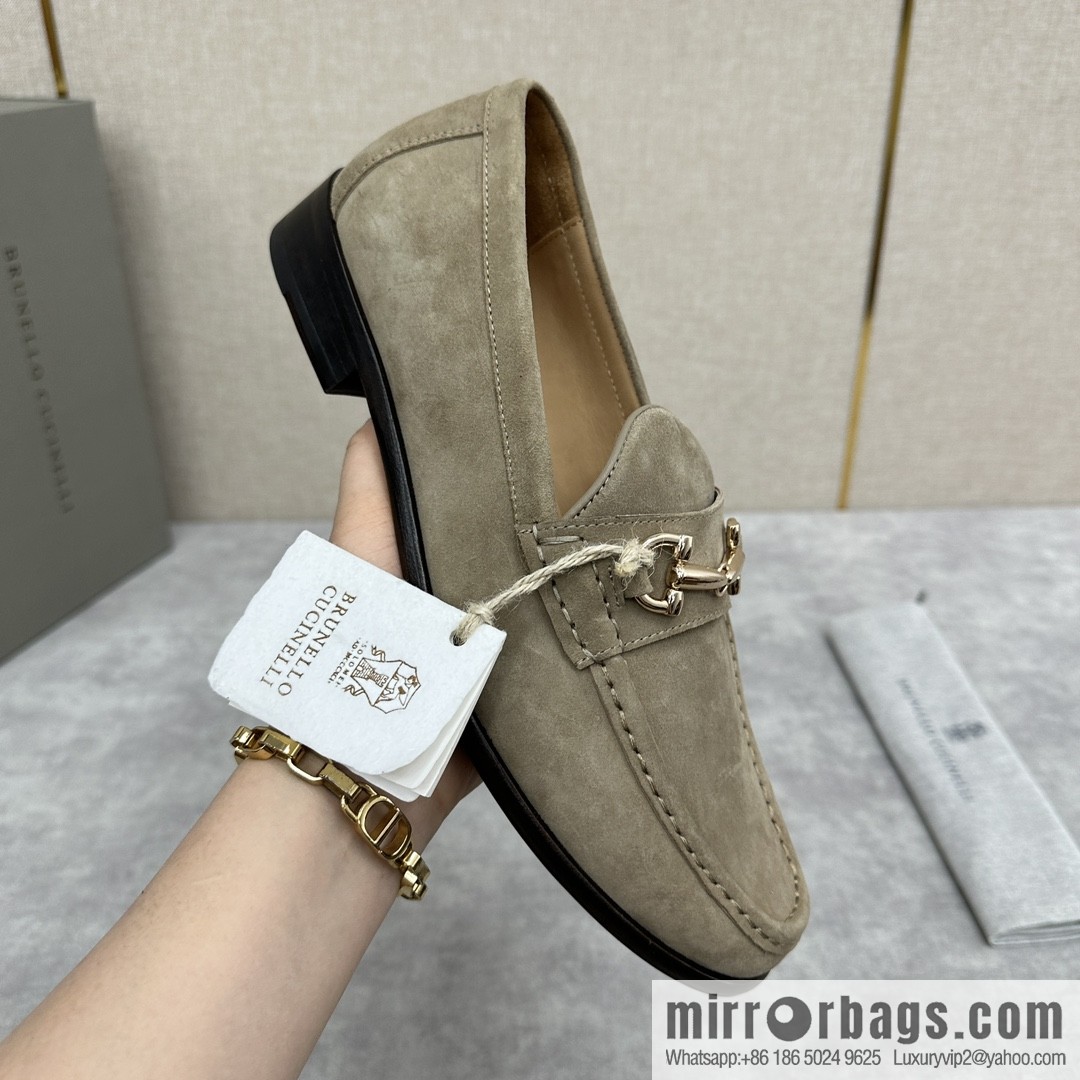 ππBC's new Brunello Cucinell * horseback buckle calfskin suede moccasins