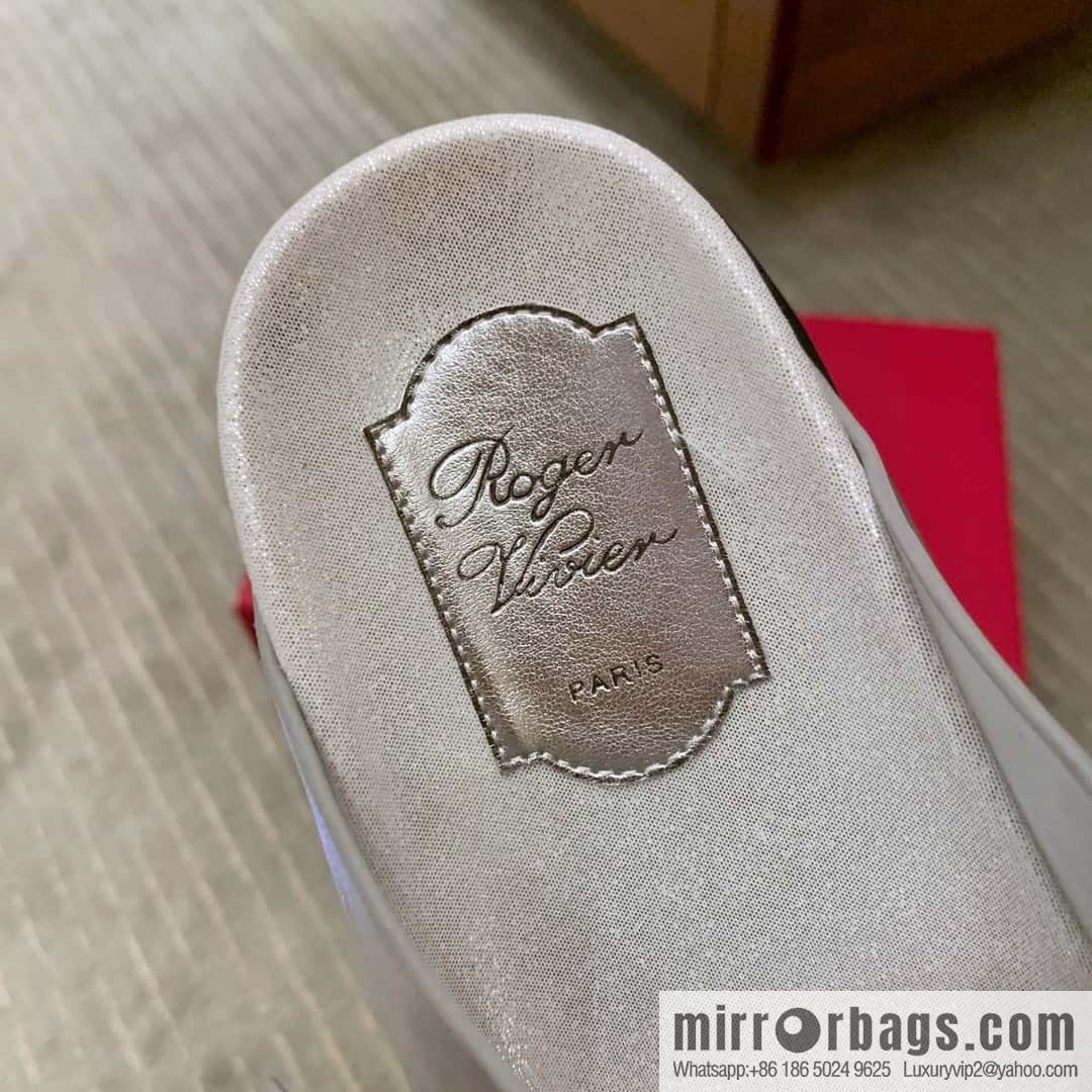 Roger vivier 2024 summer slidy viv 'sandals