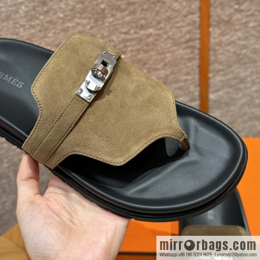 HERMES 258 Empire Pinch Trap, Grayish green/Grayish green suede/Chamois leather