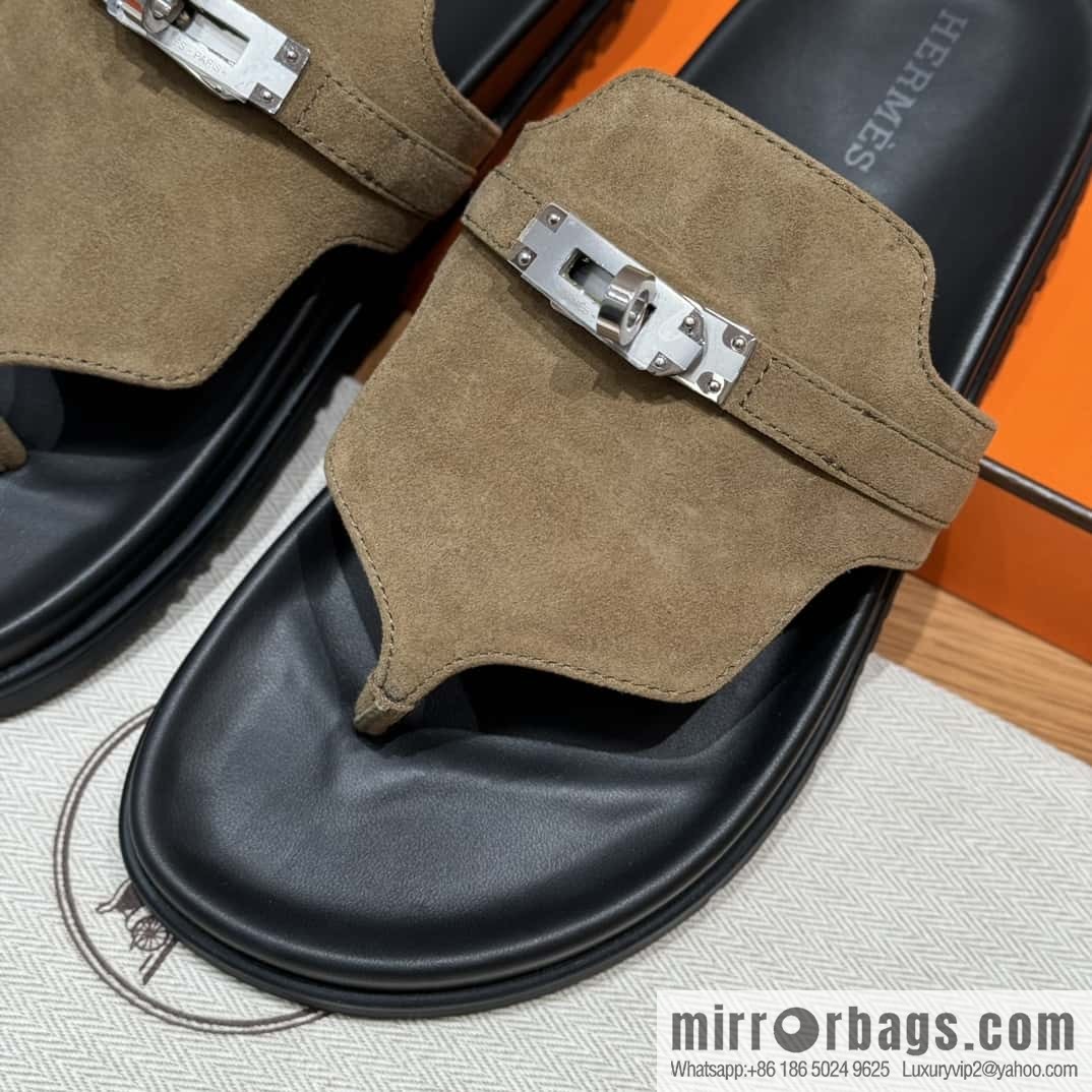 HERMES 258 Empire Pinch Trap, Grayish green/Grayish green suede/Chamois leather