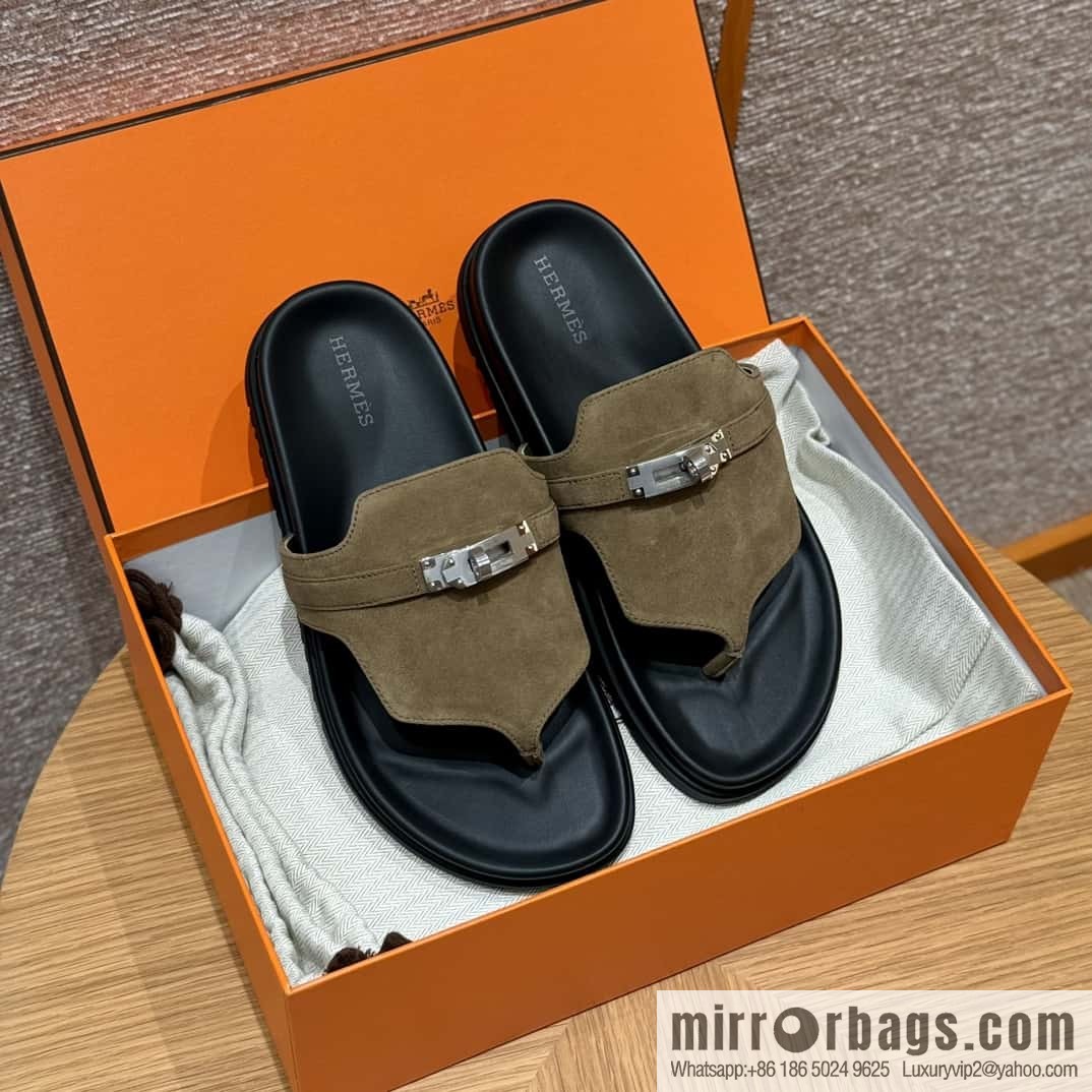 HERMES 258 Empire Pinch Trap, Grayish green/Grayish green suede/Chamois leather