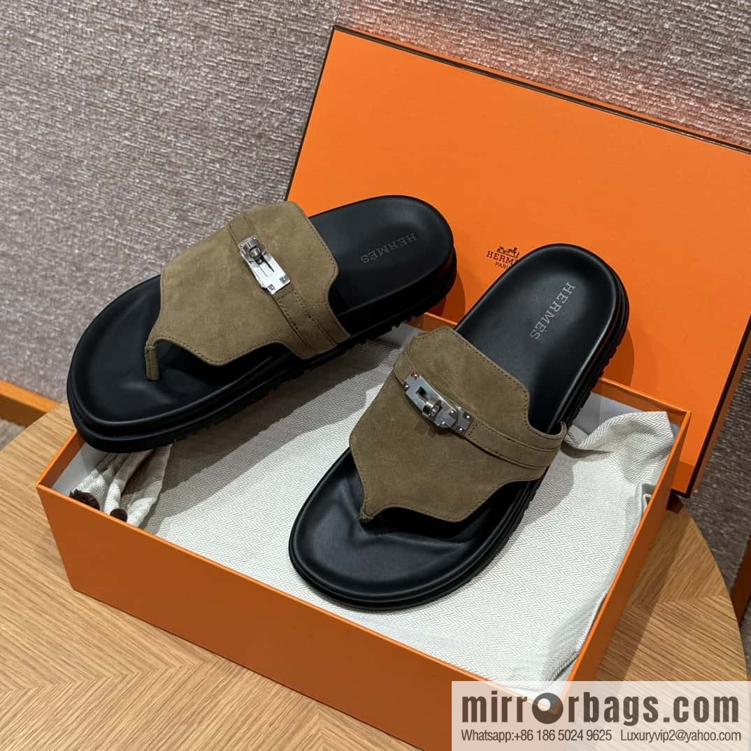 HERMES 258 Empire Pinch Trap, Grayish green/Grayish green suede/Chamois leather