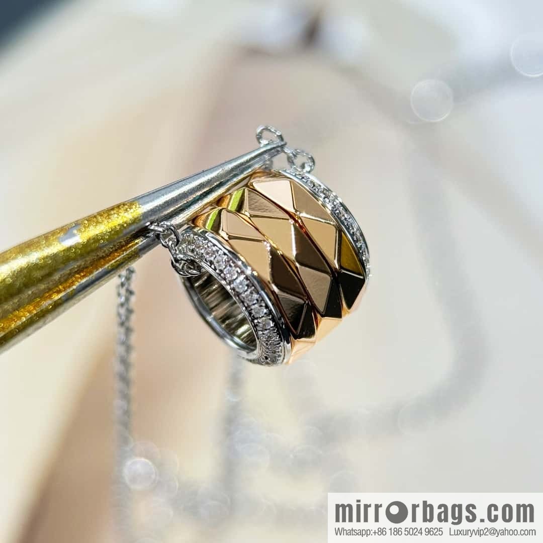 GRAFF Graff three-ring color separation necklace