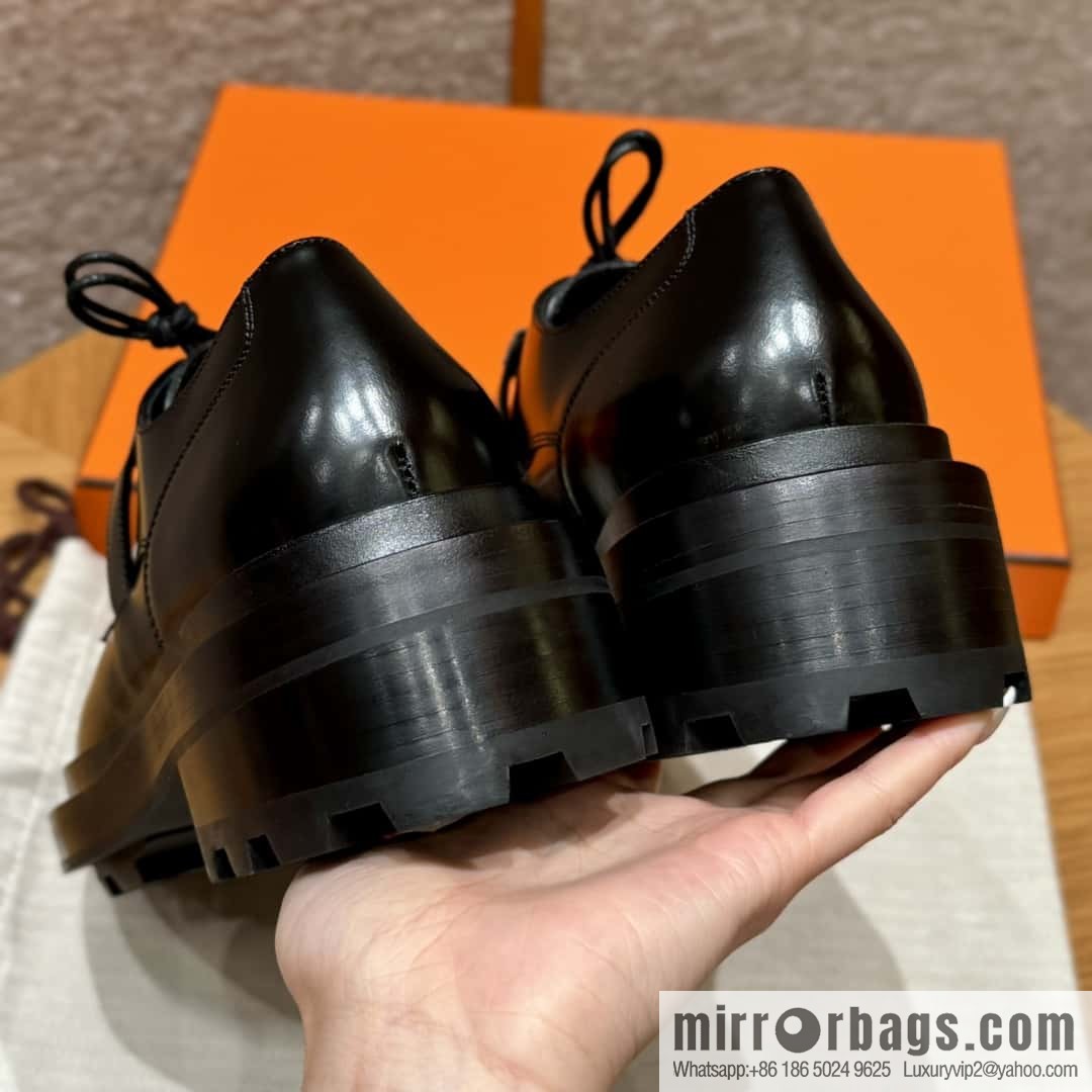 HERMES 252 First Platform Oxford Shoes, Black/89/Noir Calfskin/Calfskin